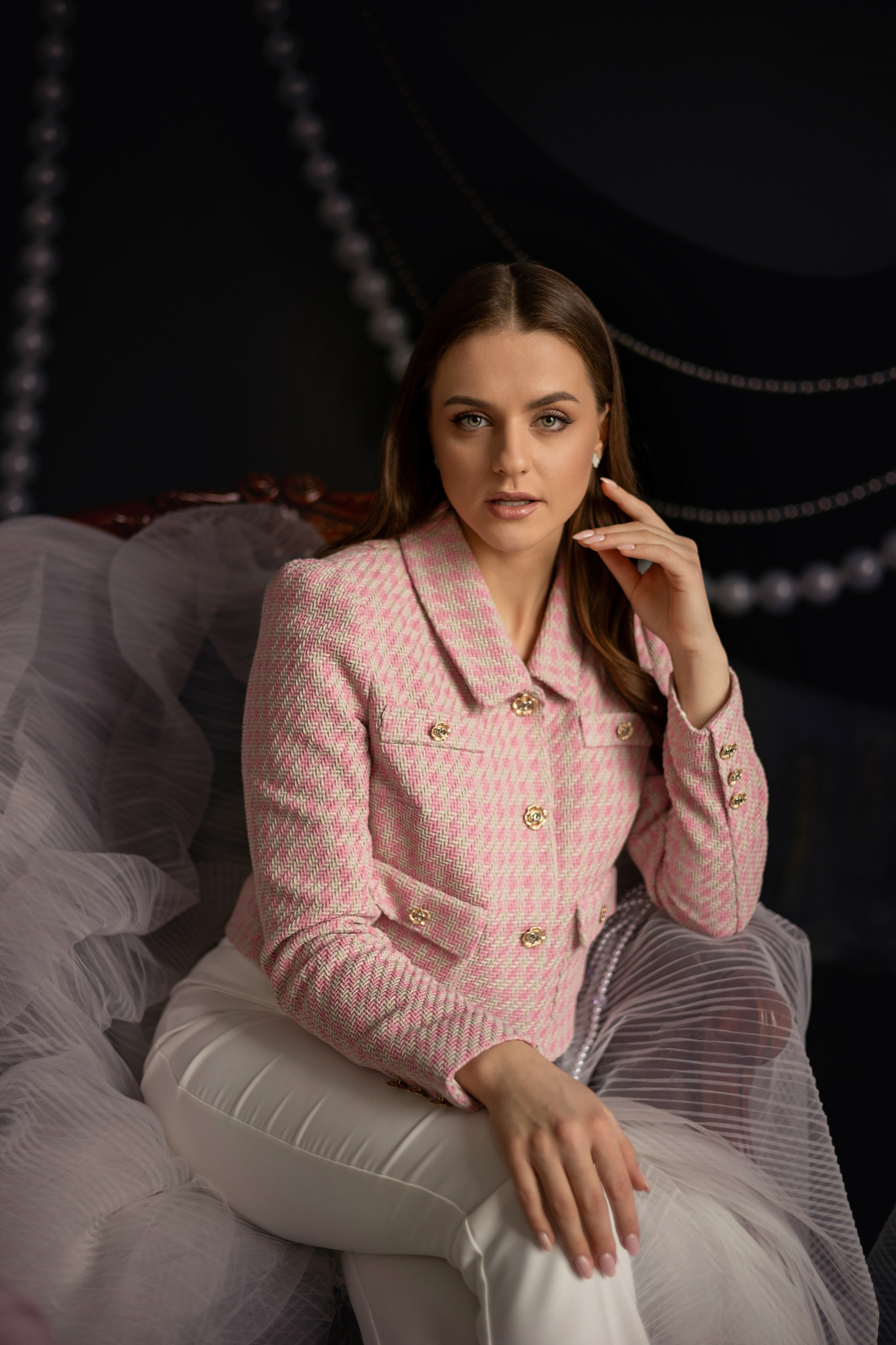 Весенний женский портрет в студии. Фотограф Ульянкина Мария