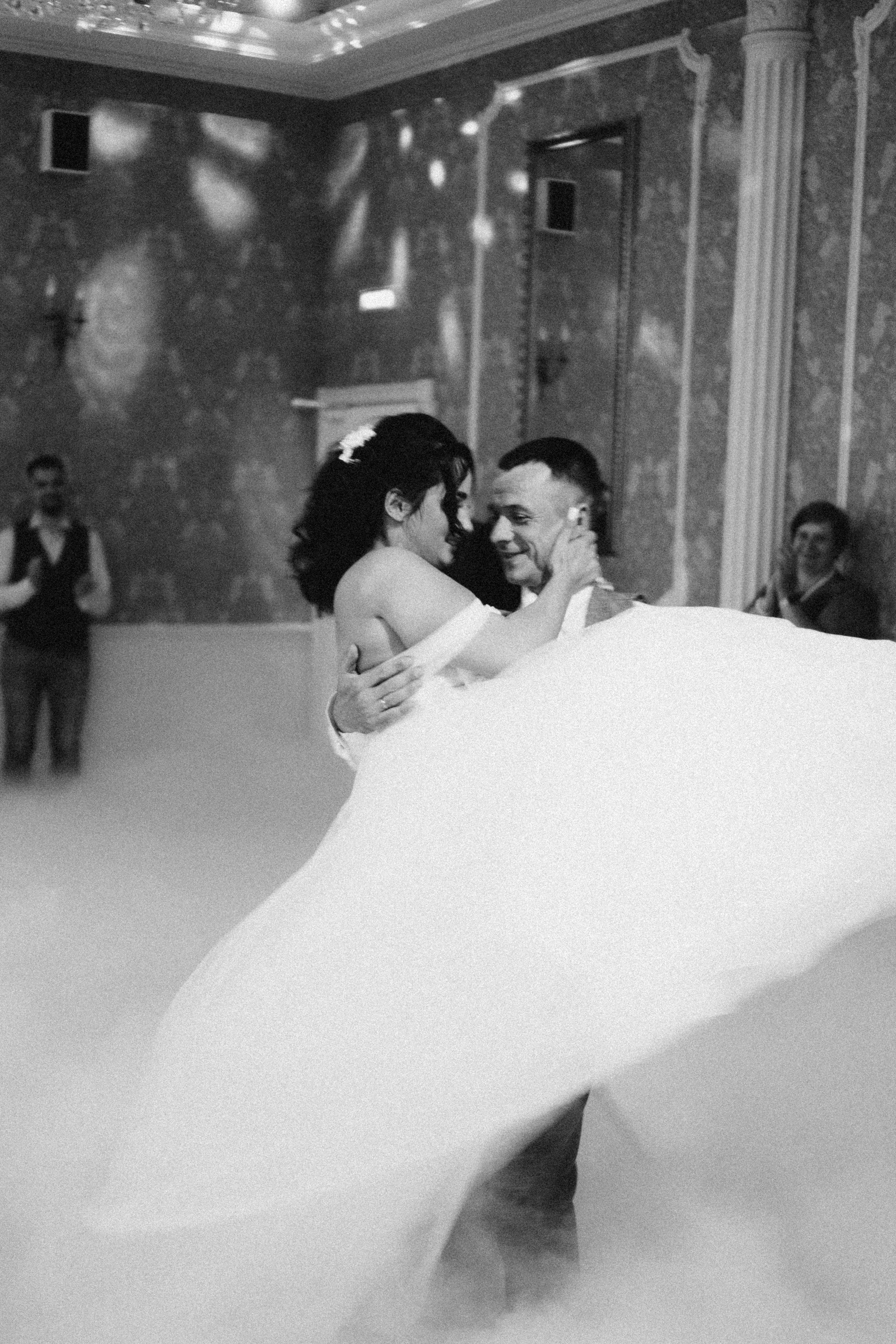 ТАНЕЦ ЖЕНИХА И НЕВЕСТЫ. Профессиональный фотограф, Санкт-Петербург — Виктория Богомолова