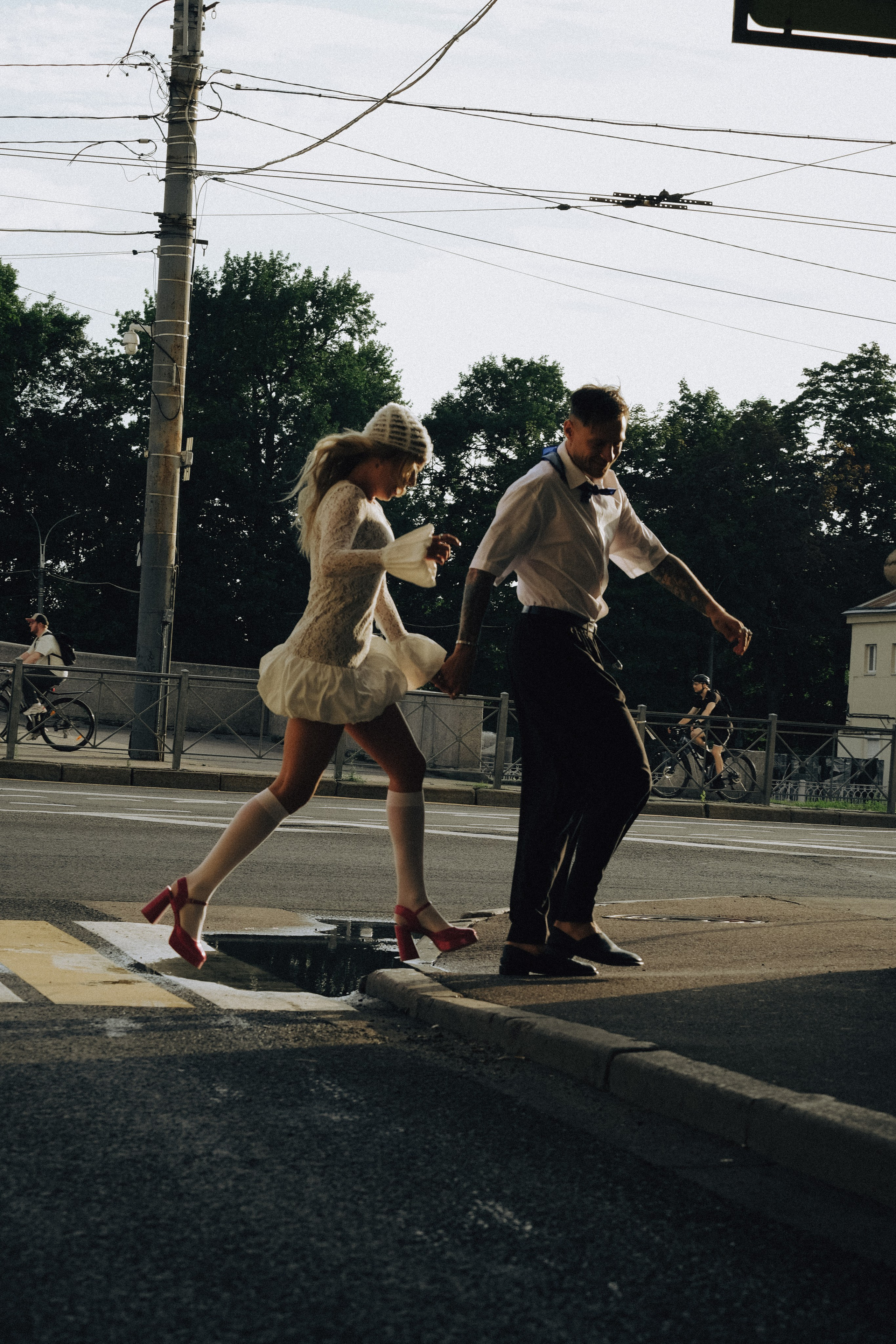 СВАДЕБНАЯ СЬЕМКА С КАБРИОЛЕТОМ В САНТК-ПЕТЕРБУРГЕ НА ПЕТРОГРАДКЕ В ОТЕЛЕ ПАНОРАМИКА. Профессиональный фотограф, Санкт-Петербург — Виктория Богомолова