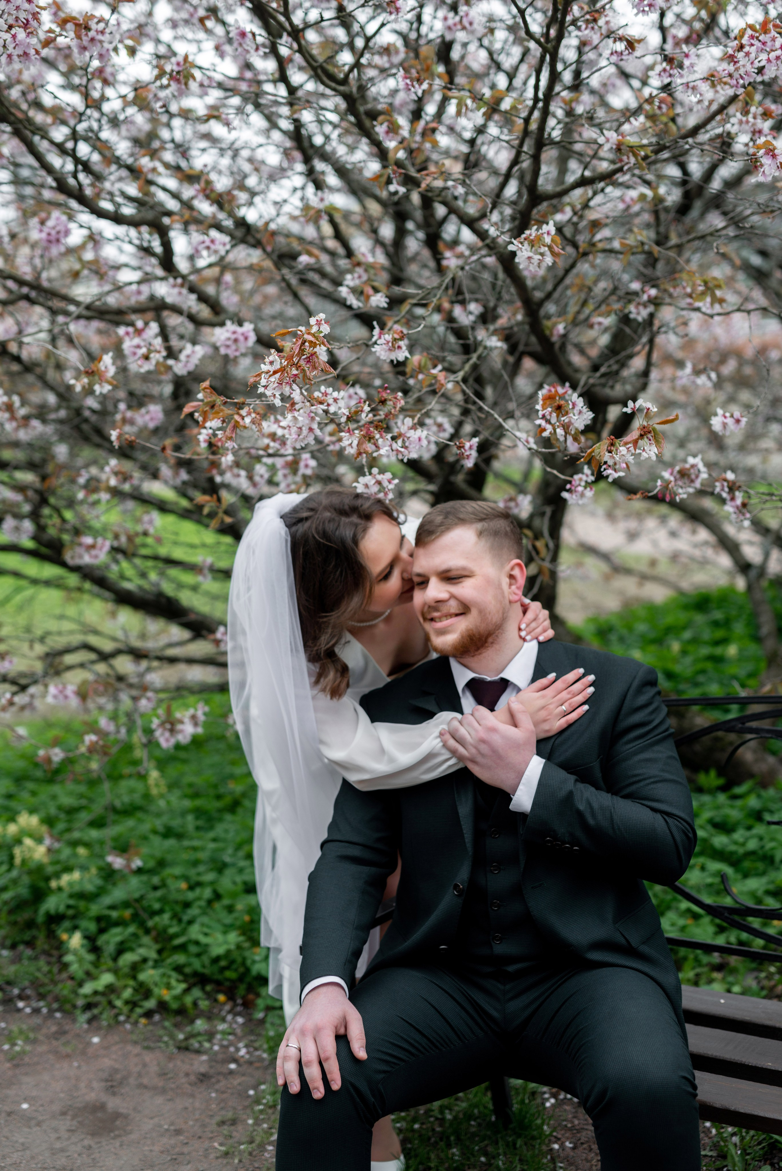 Ксения и Егор (фотосессия в ЗАГСе Петроградского района, Ботаническом саду с сакурой). Портретный, семейный и свадебный фотограф в Санкт-Петербурге и в Пушкине Ширяев Денис