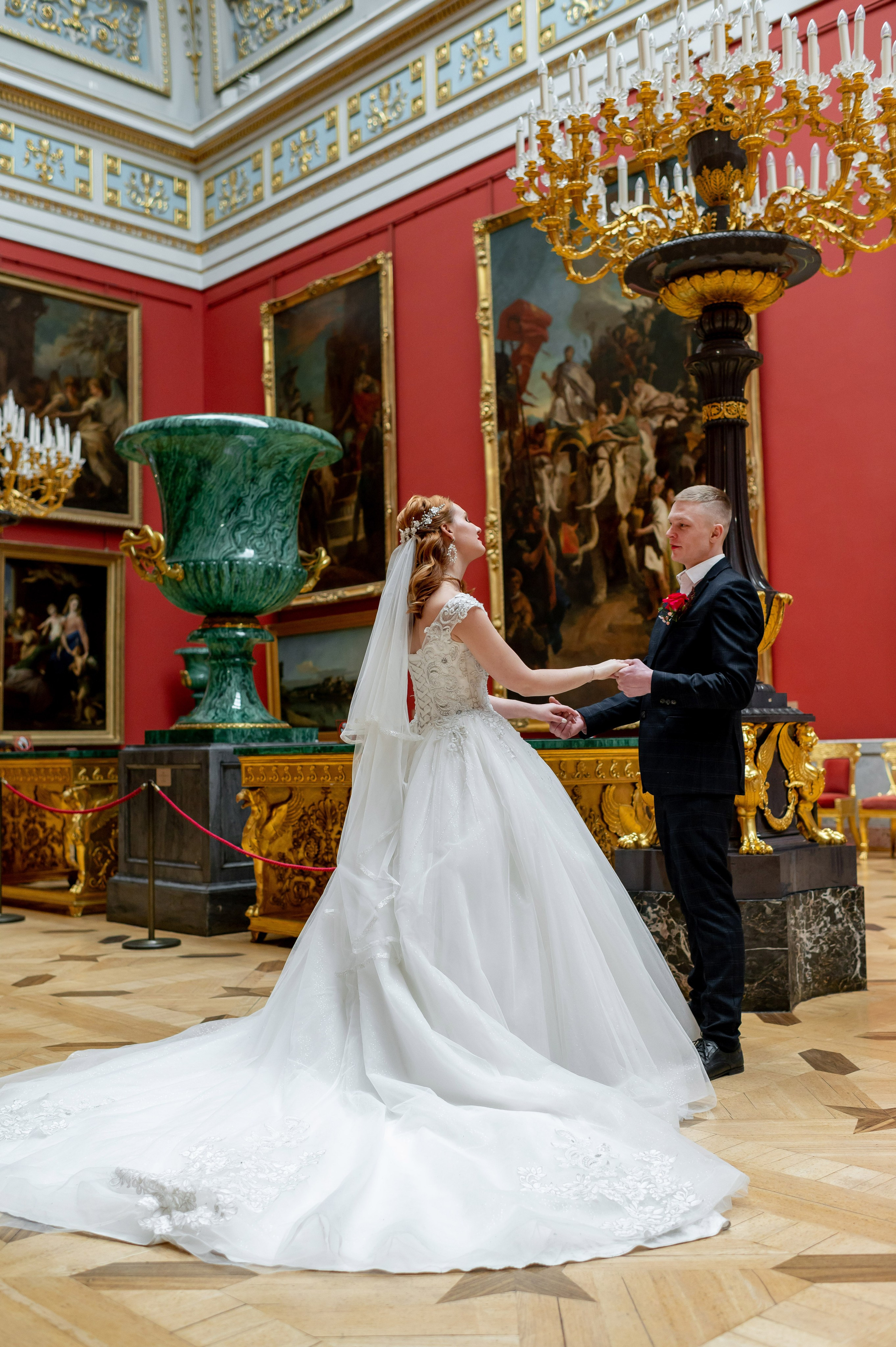 Екатерина и Алексей (свадебная фотосессия в Эрмитаже и Первом Дворце Бракосочетания на Английской набережной 28). Портретный, семейный и свадебный фотограф в Санкт-Петербурге и в Пушкине Ширяев Денис