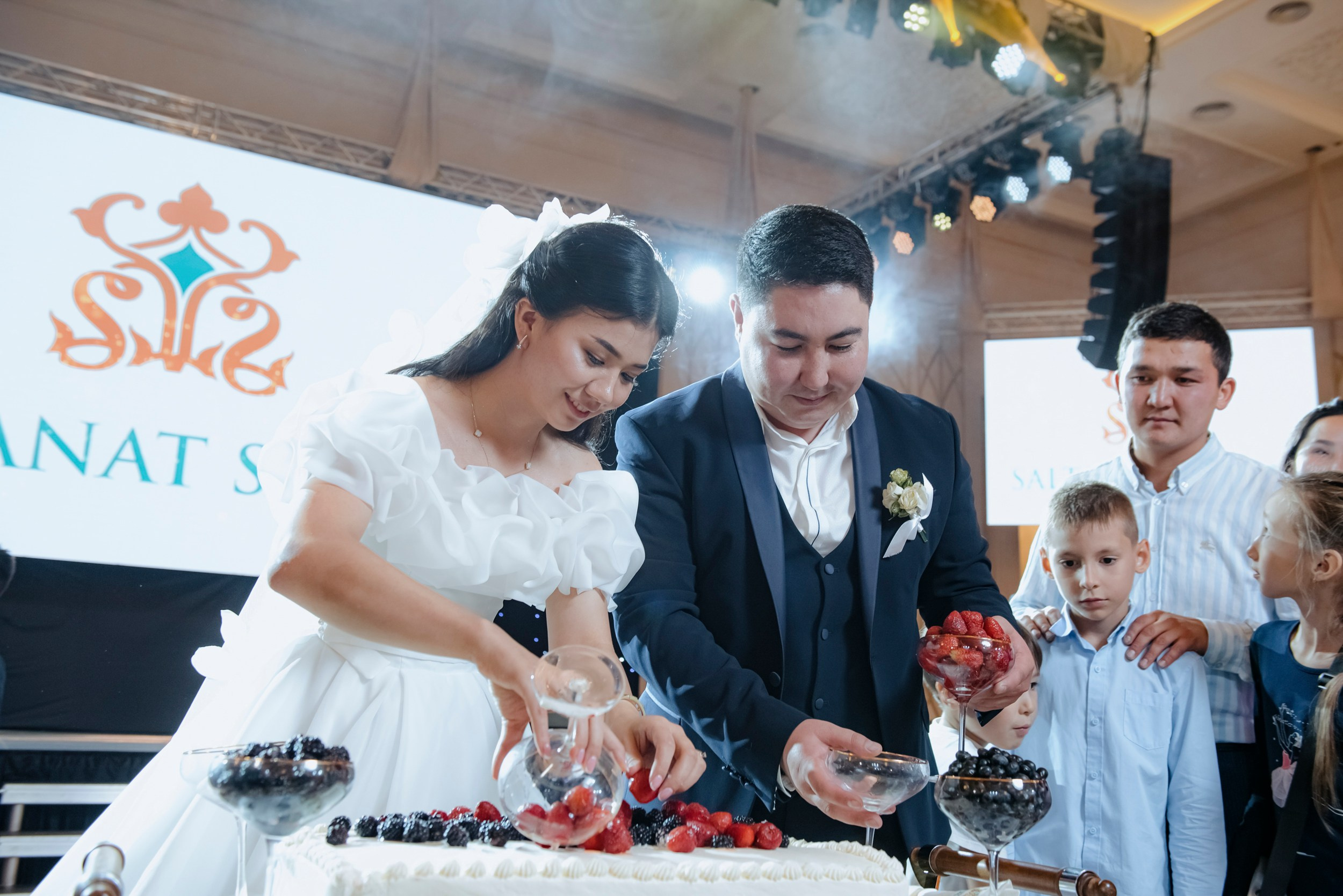 Timur & Zhaniya. Photopark.kz