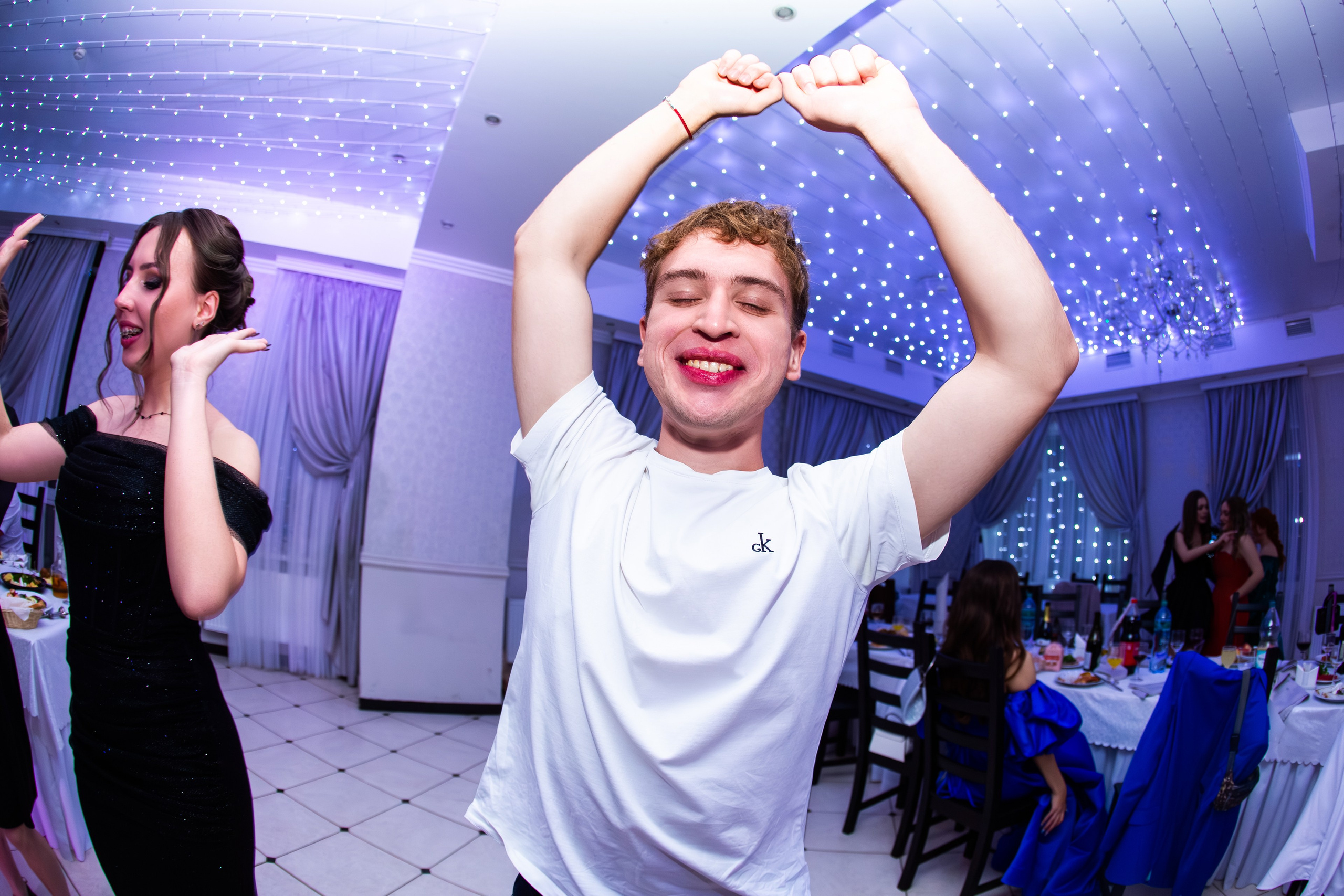 ВЫПУСКНОЙ ВЕЧЕР 2025 4 ШКОЛА. Профессиональный фотограф в Мценске и Орловской области