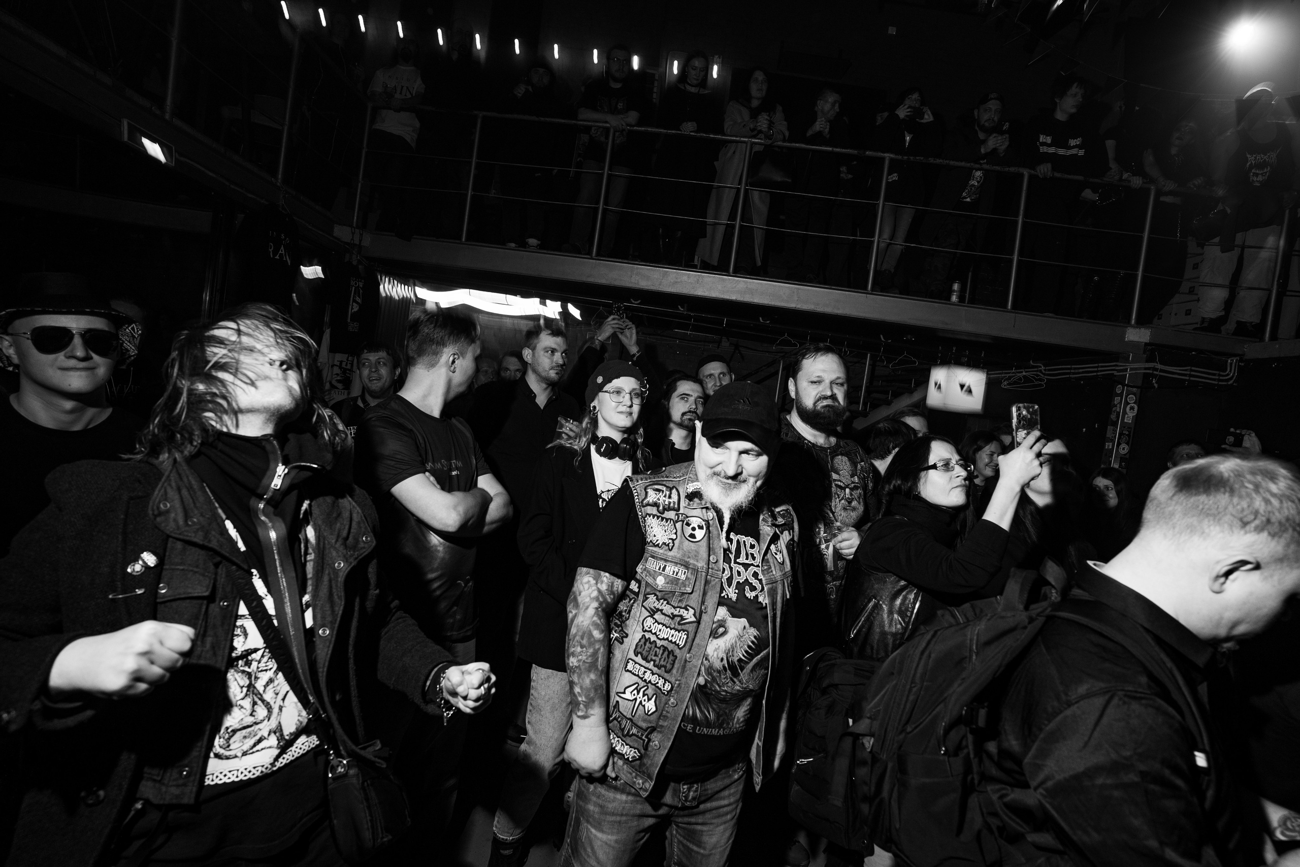 Inside the Rain|Ласточка. Концертный и репортажный фотограф в Санкт-Петербурге Слава Пахомов