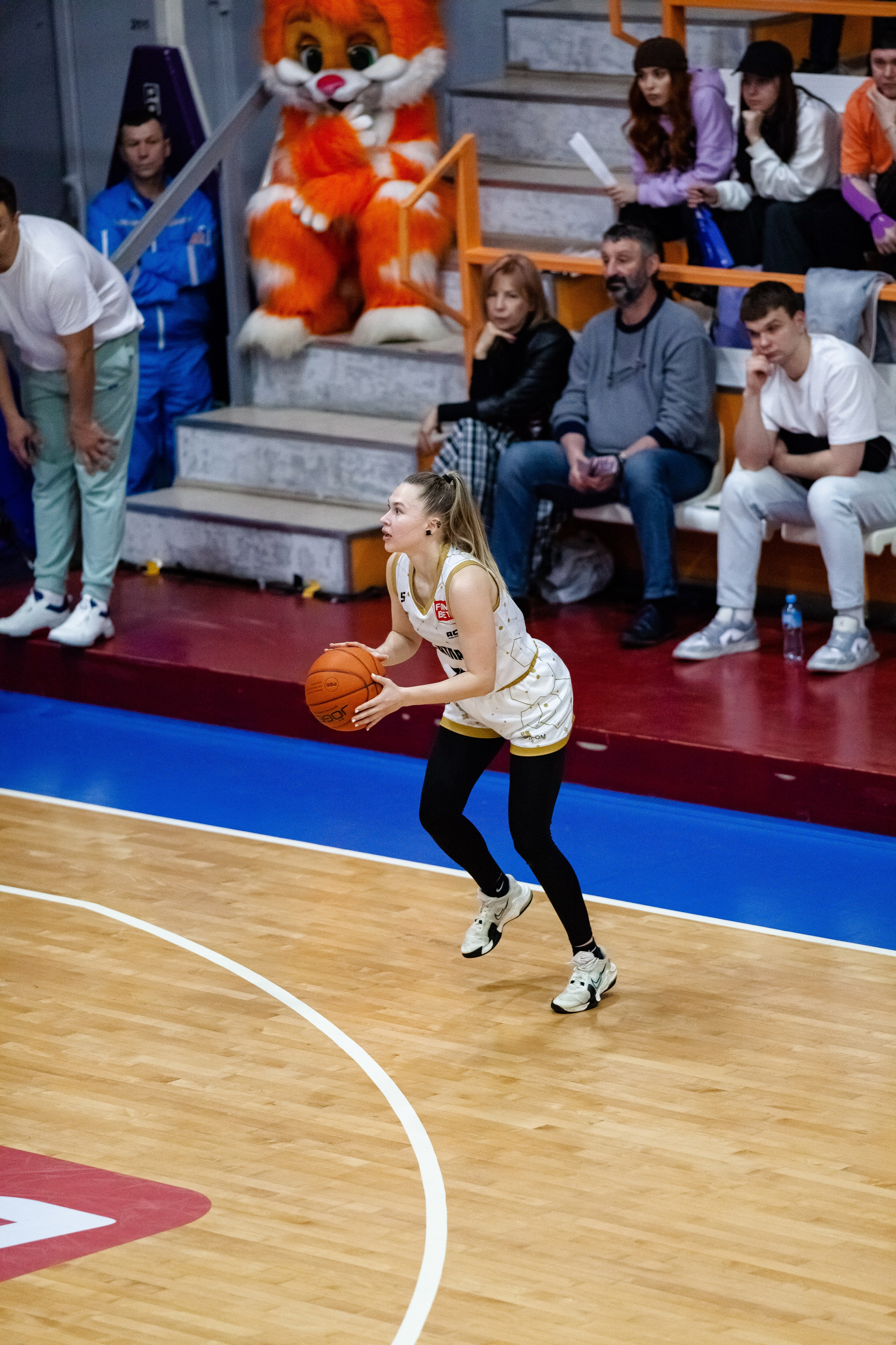 ЧГУ-Атланта — Славянка. Фотография