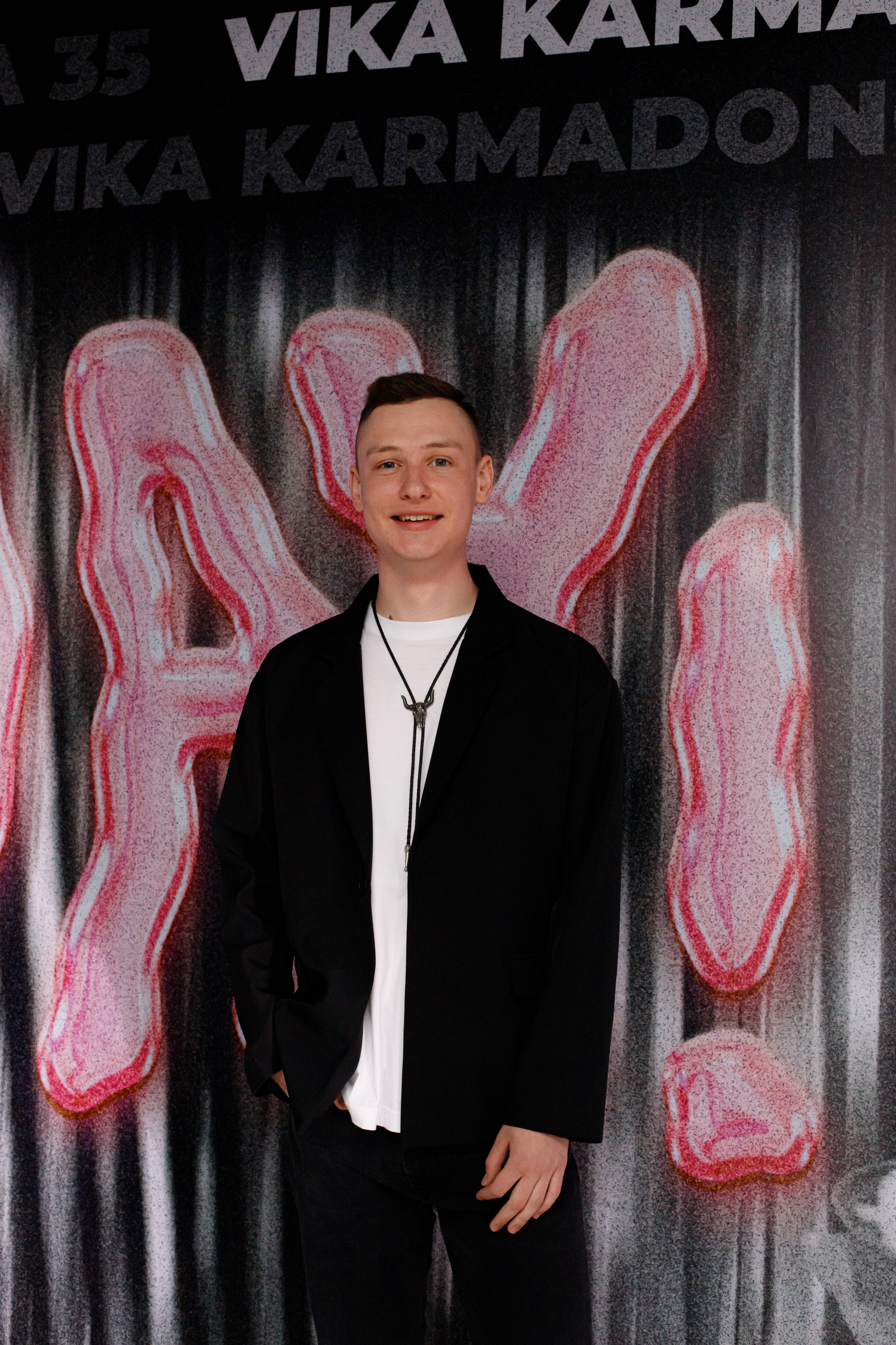 VIKA KARMADONOVA. Photokarish