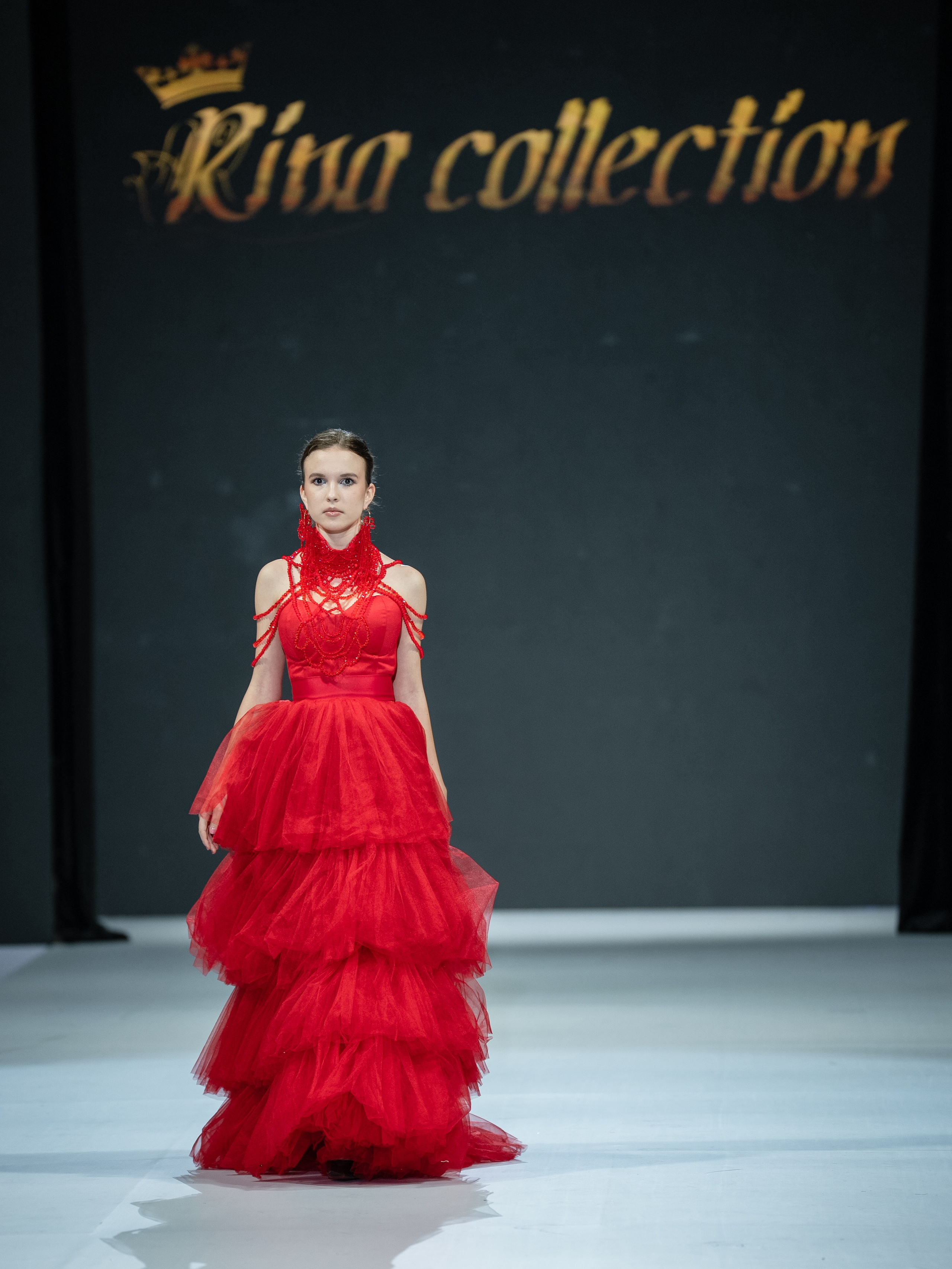 EURASIAN FASHION WEEK Rina Collection. Сайт Алматинского НЮ АРТ, будуар и фэшн фотографа Дениса Карпенко