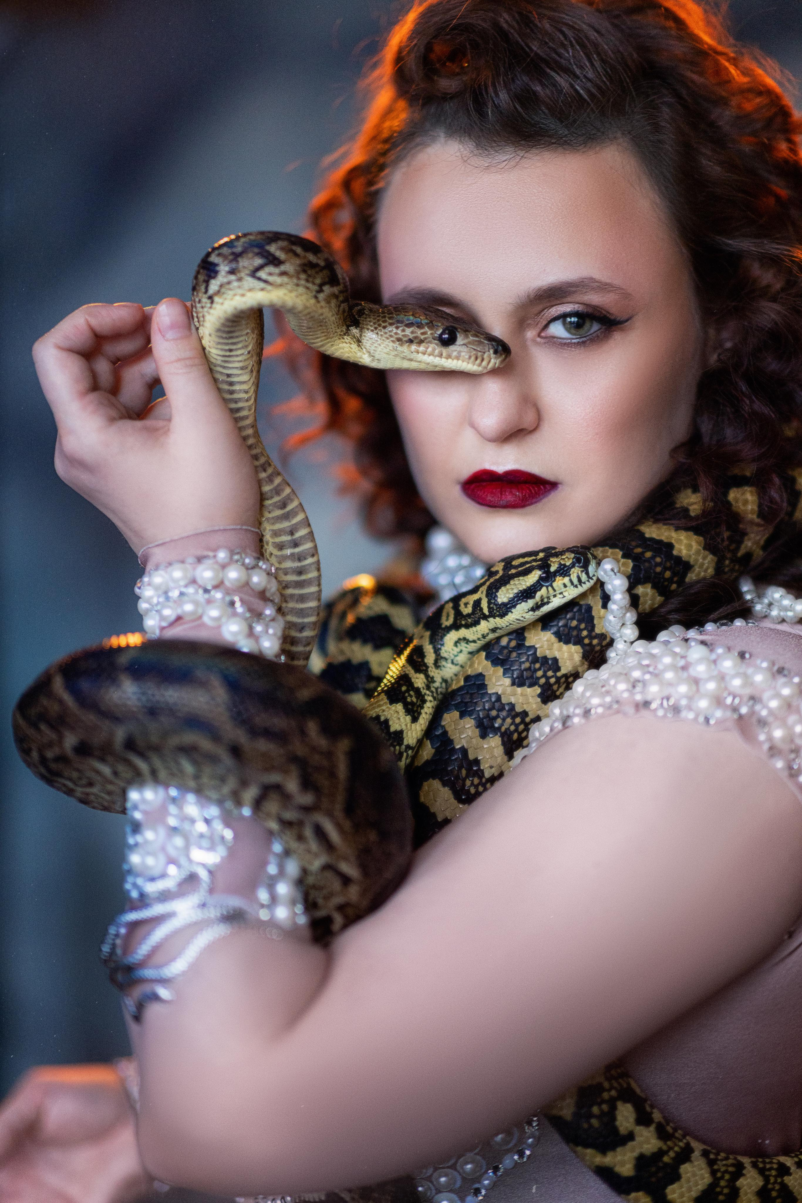 Портфолио. Модель и продюсер