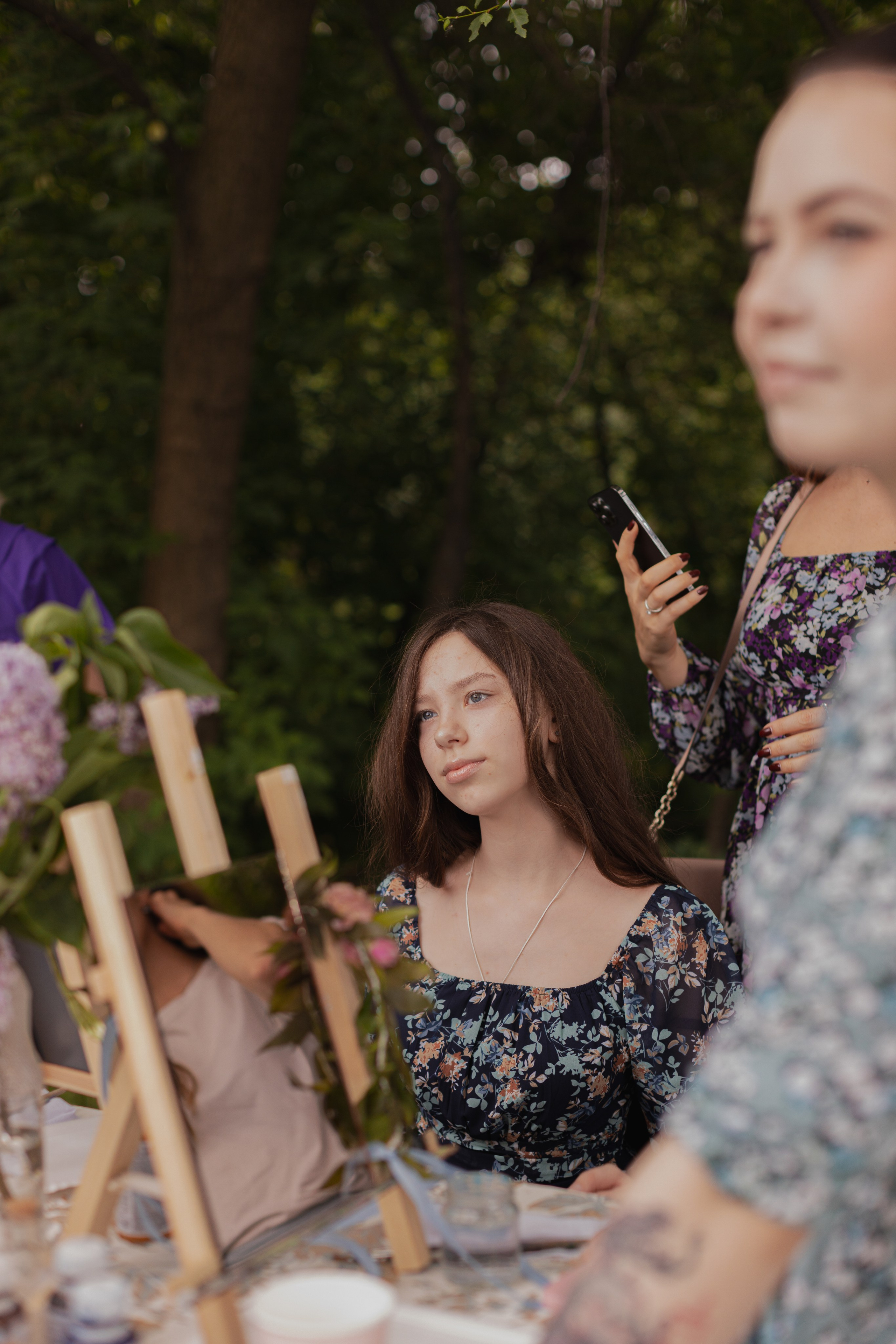 Мк Сирень на зеркале (девичник в парке). Анастасия Ракчеева Художник