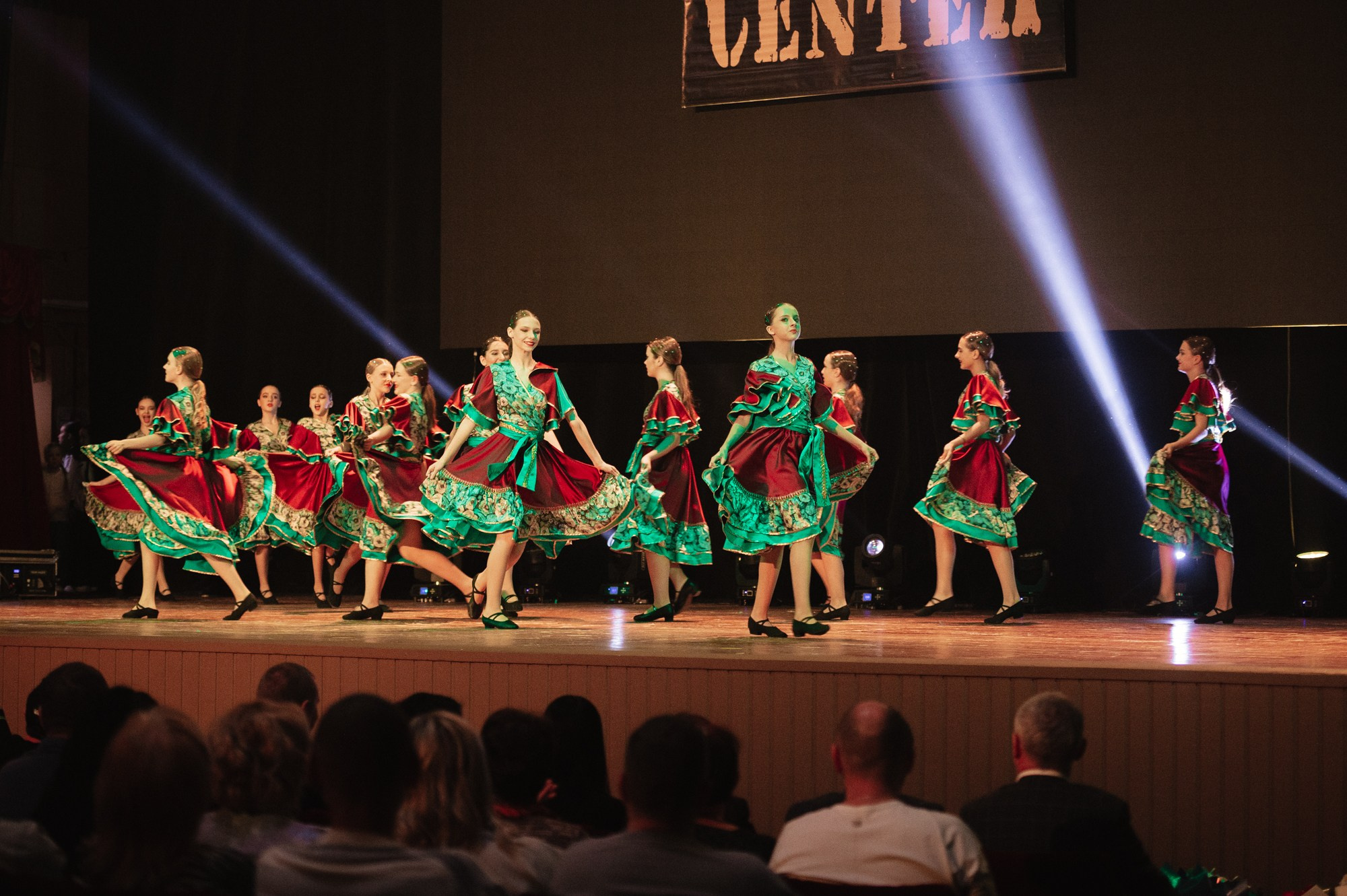 Todes. Студия танца Аллы Духовой. Сайт фотографа Данилы Пащенко