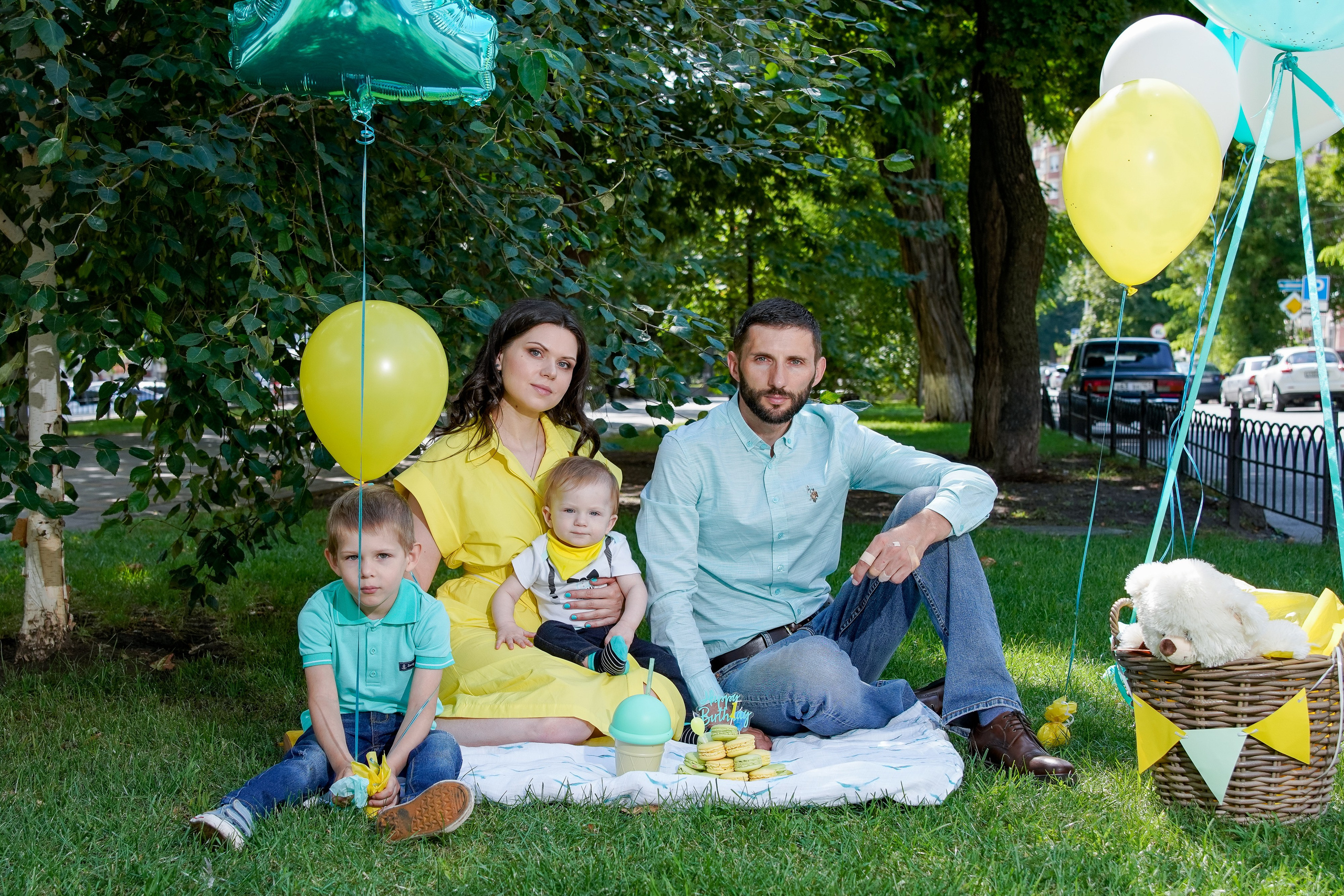 1 год)). Max Matvich and Victoria Basova are professionals in their field