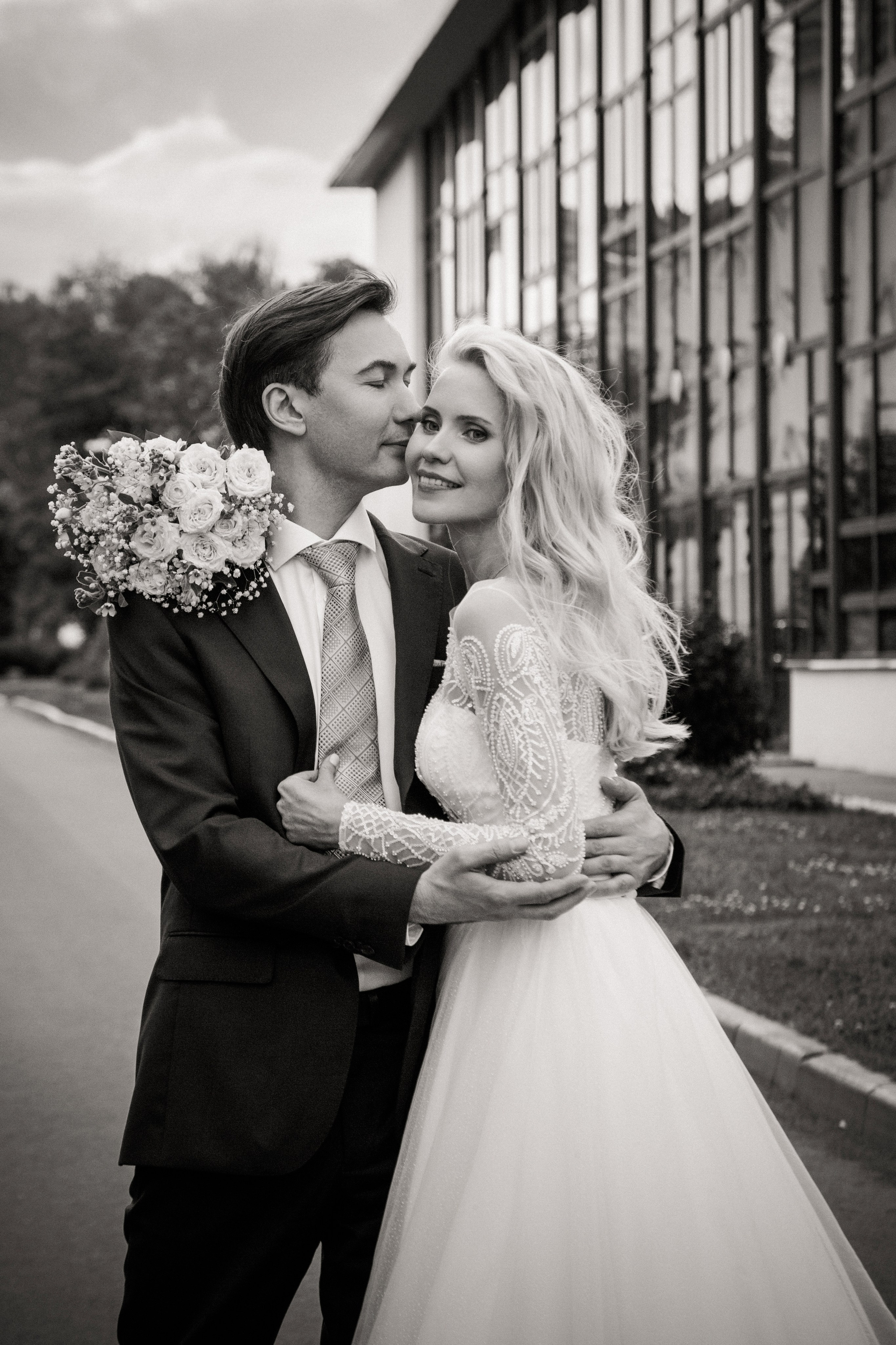 Свадебная фотосессия на ВДНХ. Свадебный и семейный фотограф в Москве и Подмосковье Лариса Козлова