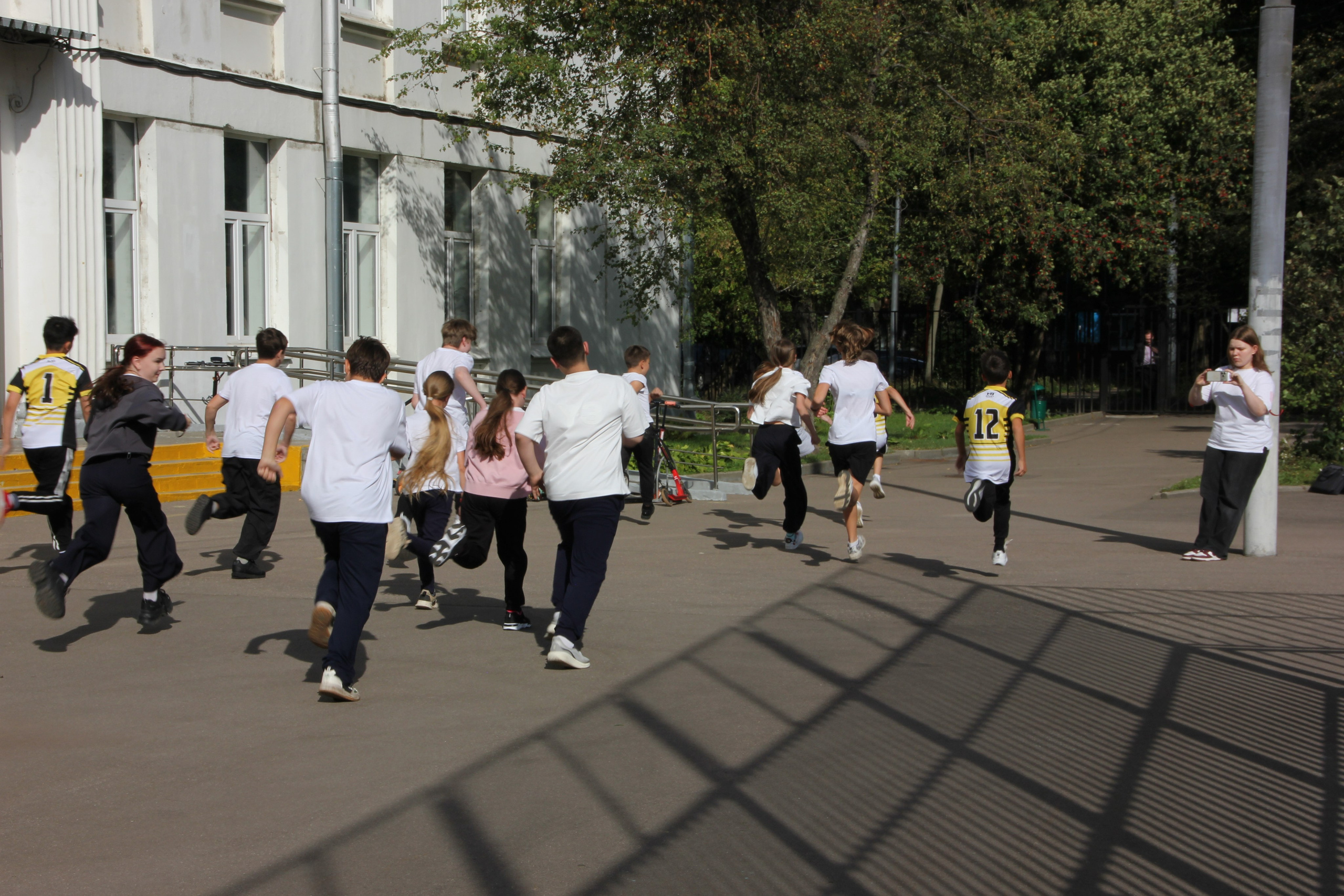 Школьный кросс 12.09.26. Фотограф, оператор в Москве Савелий Колчугин