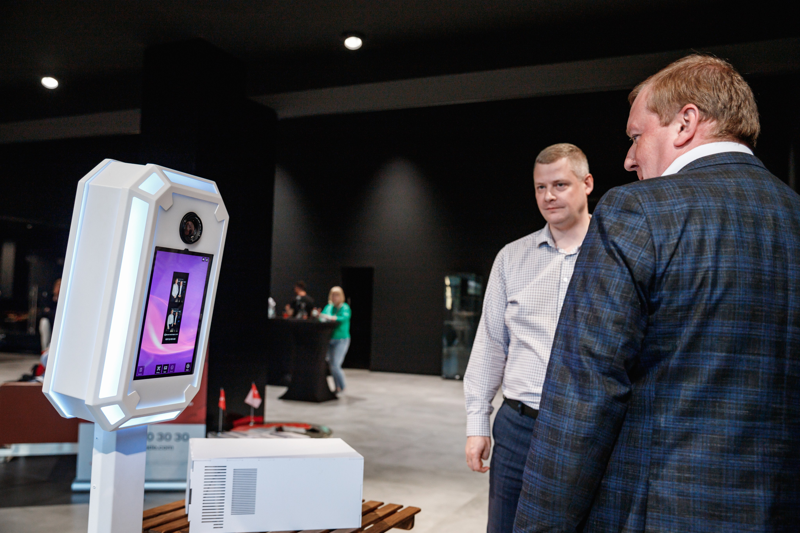 Открытие автосалона GAC. Фотограф Захваткин Роман