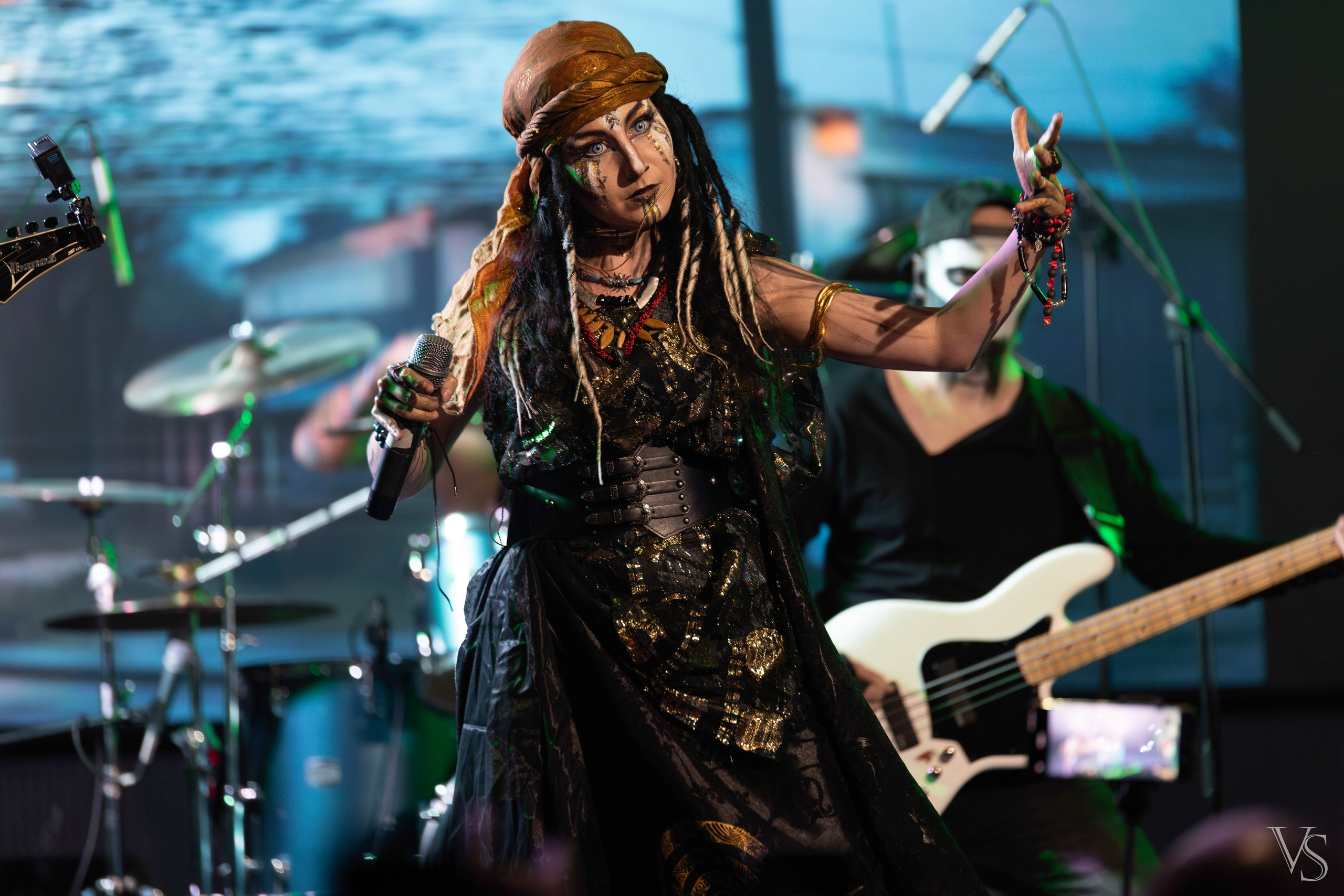 Above the stars. Проклятие Мамбо. Фотограф Виктор Степанов