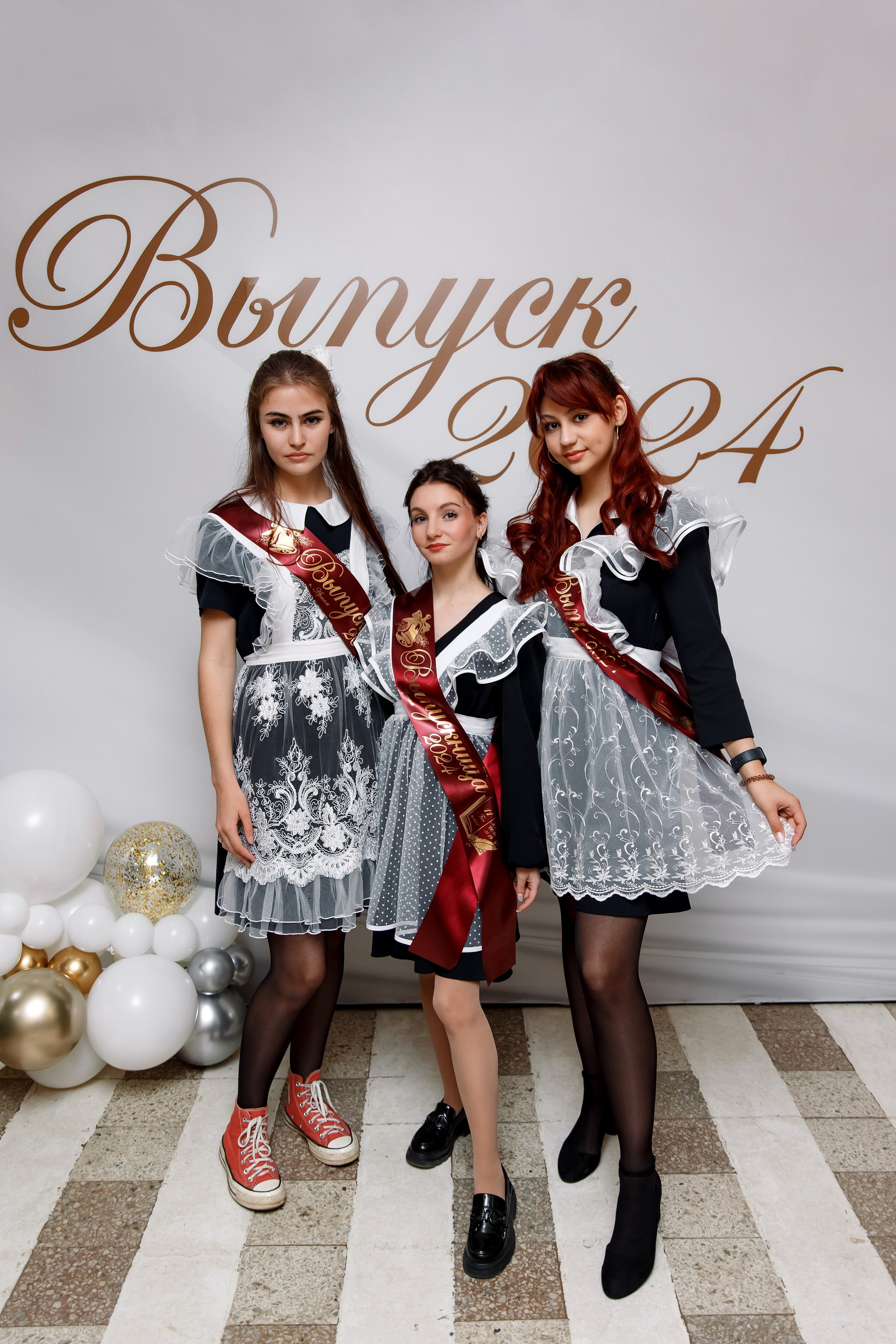 11 класс Последний звонок. Фотограф Любовь Корниенко, Примоский край