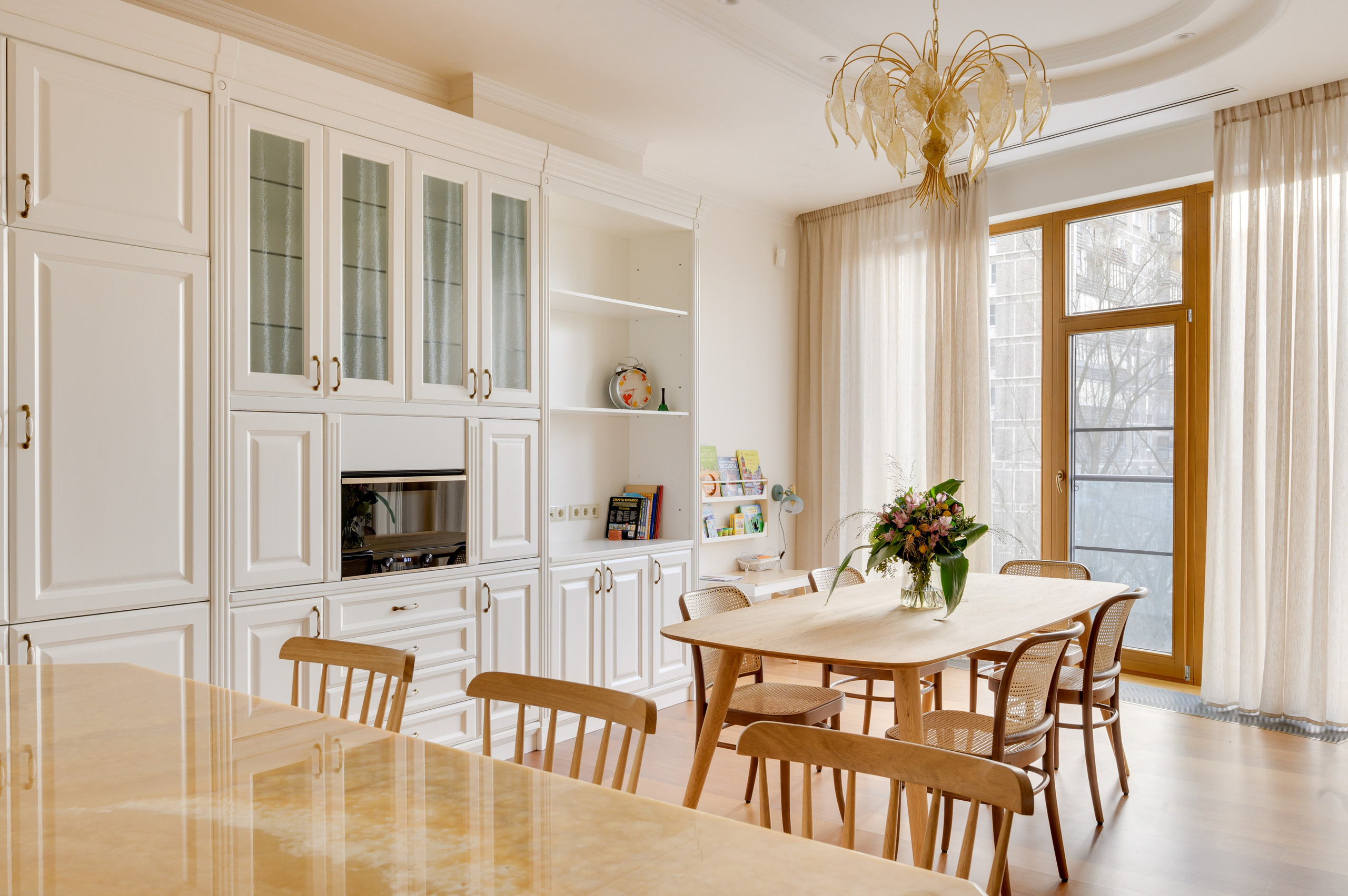 Проспект Мира. Никита Хохловский фото и видео продакшн