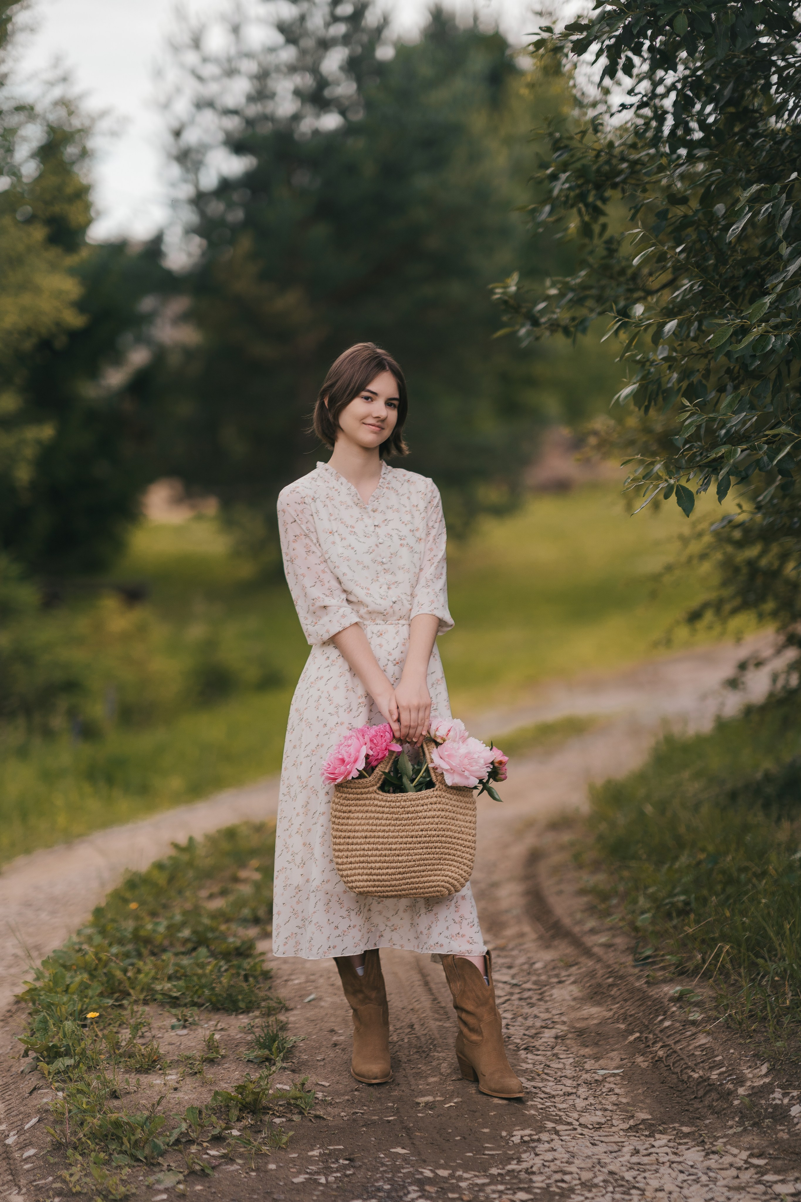 Маша и пионы. Семейный и детский фотограф в Сергиев Посаде, Хотьково Якимчук Любовь
