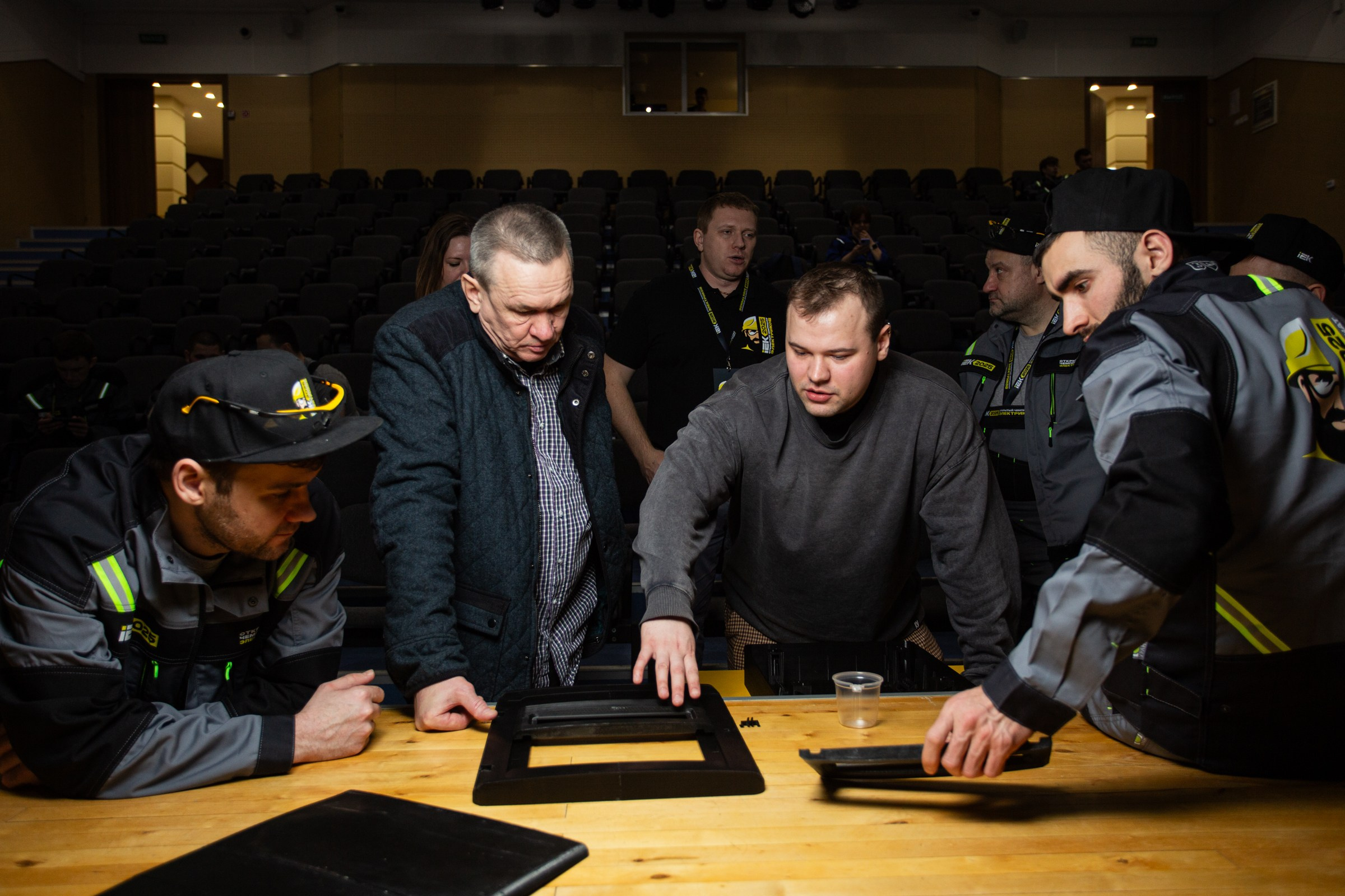 Чемпионат электриков. Свадебный и семейный фотограф в Тюмени Александр Виноградов