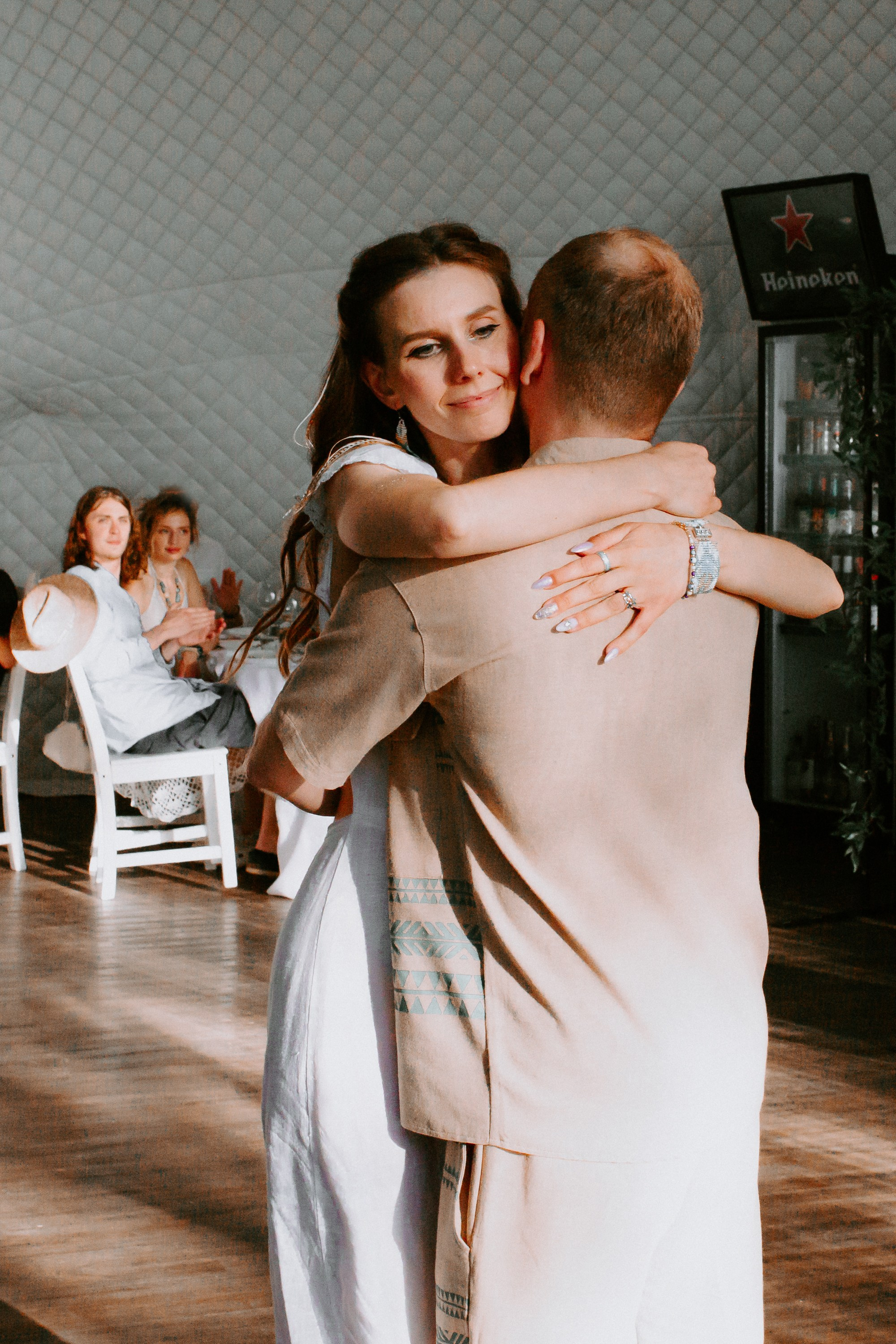 Выездная регистрация и свадебный банкет. Евгения и Илья. Фотограф в Челябинске Ополихина Анна