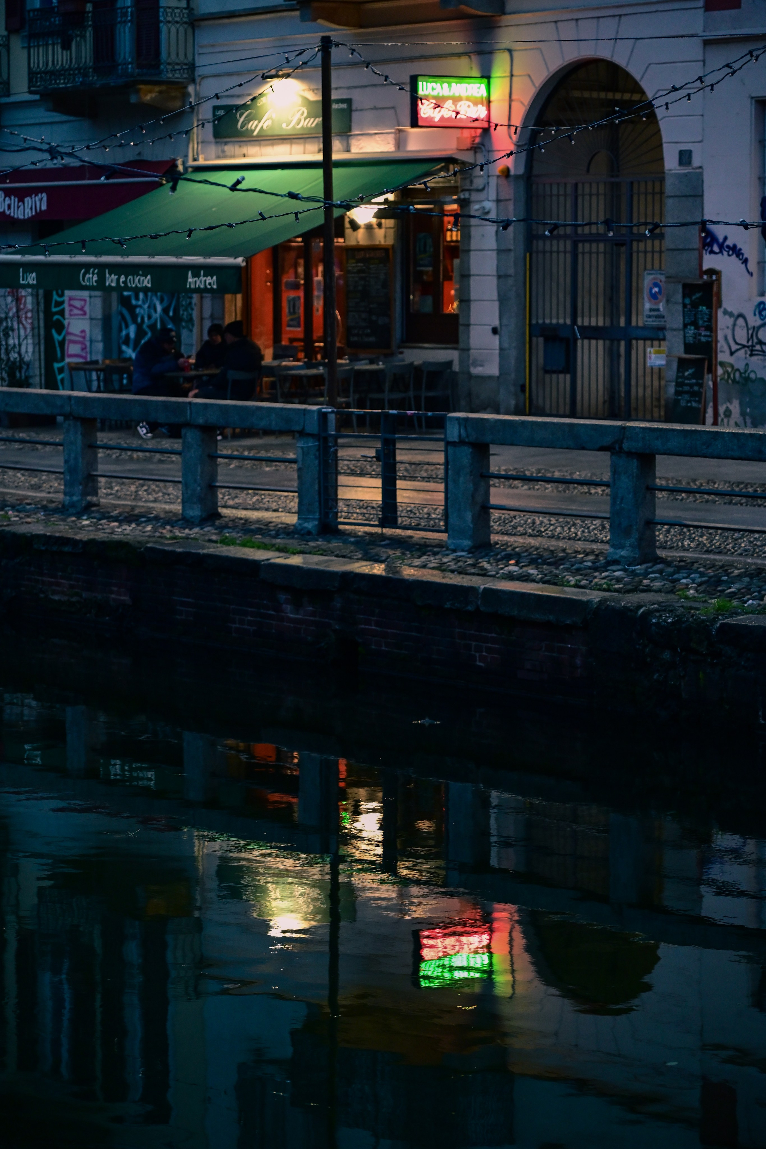 Milano: Navigli, City, Trams. Фотограф Минск