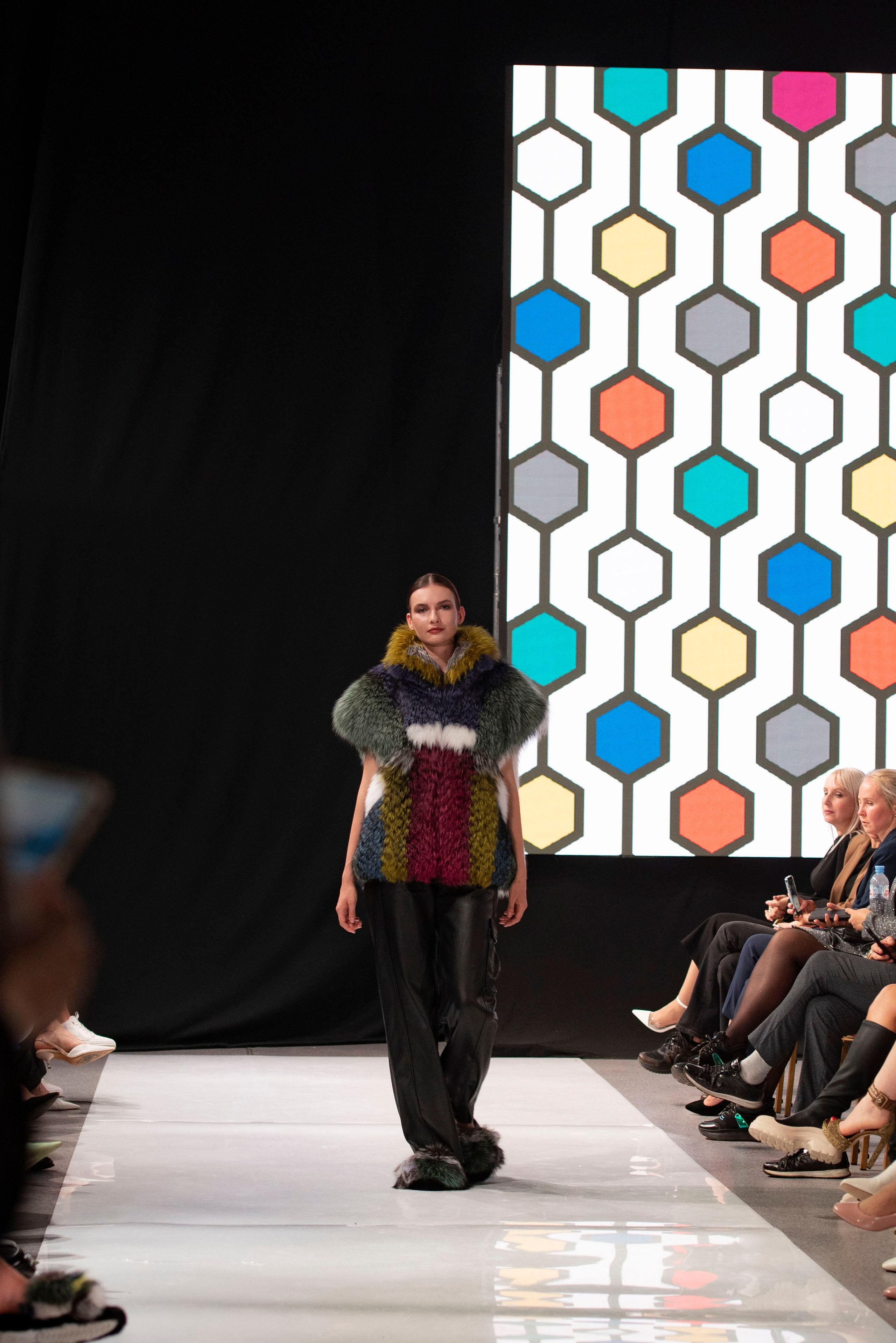 Фотограф на модельный показ. Свадебный, семейный, фэшн фотограф, школьный фотограф в Сочи