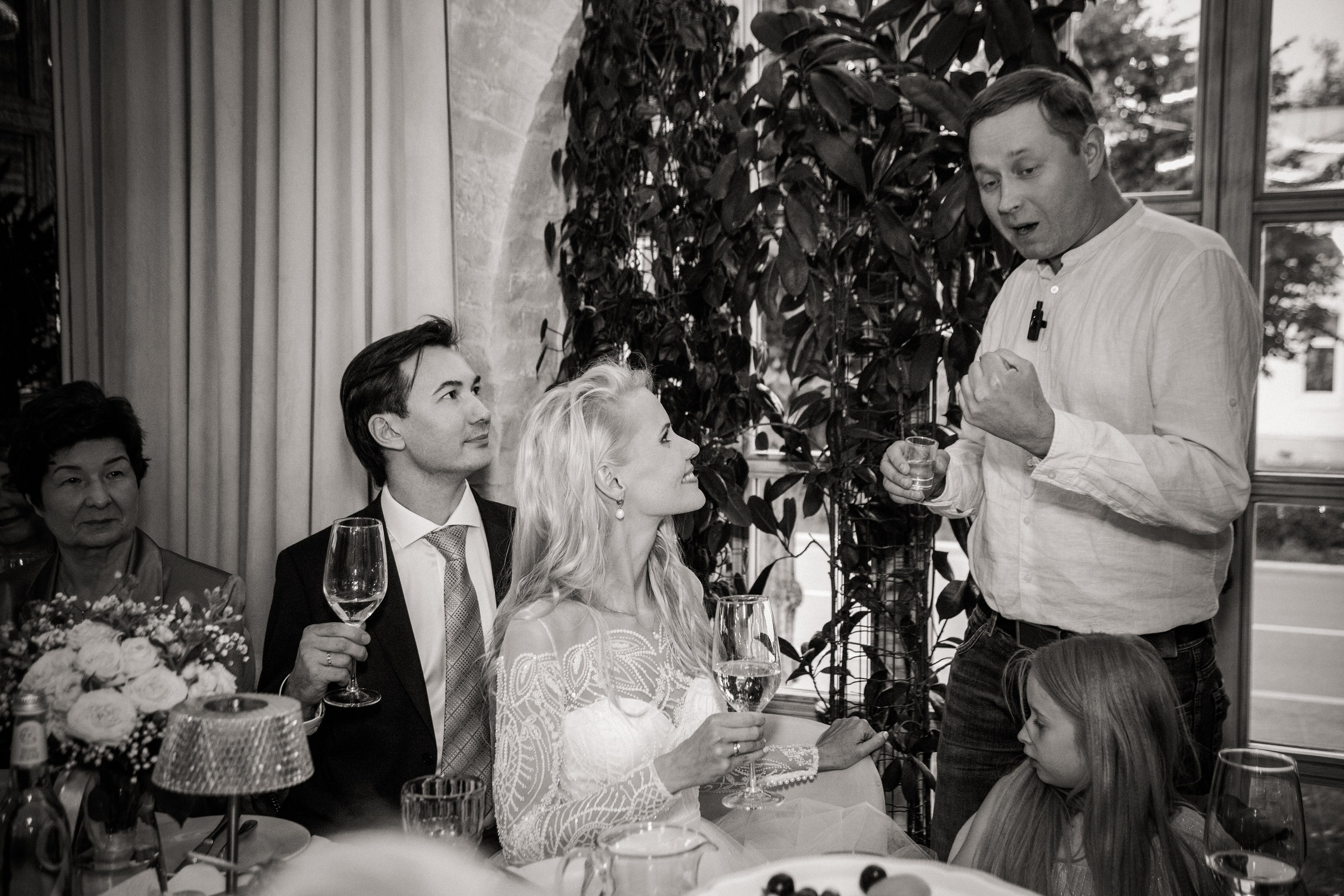 Свадебная фотосессия на ВДНХ. Свадебный и семейный фотограф в Москве и Подмосковье Лариса Козлова