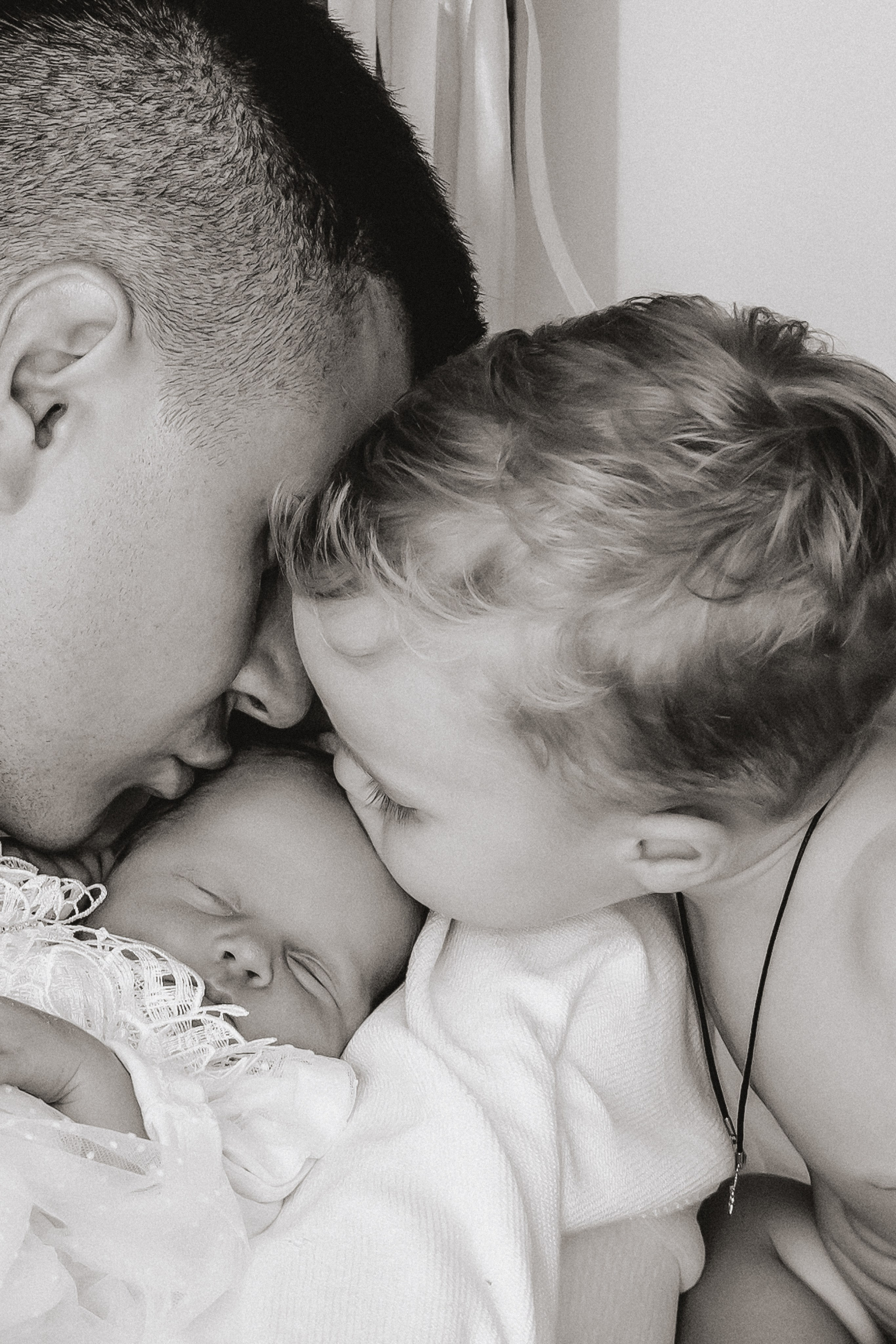 Выписка Катюши + Нью Борн. Свадебный и семейный фотограф в Краснодаре Диана Смирнова