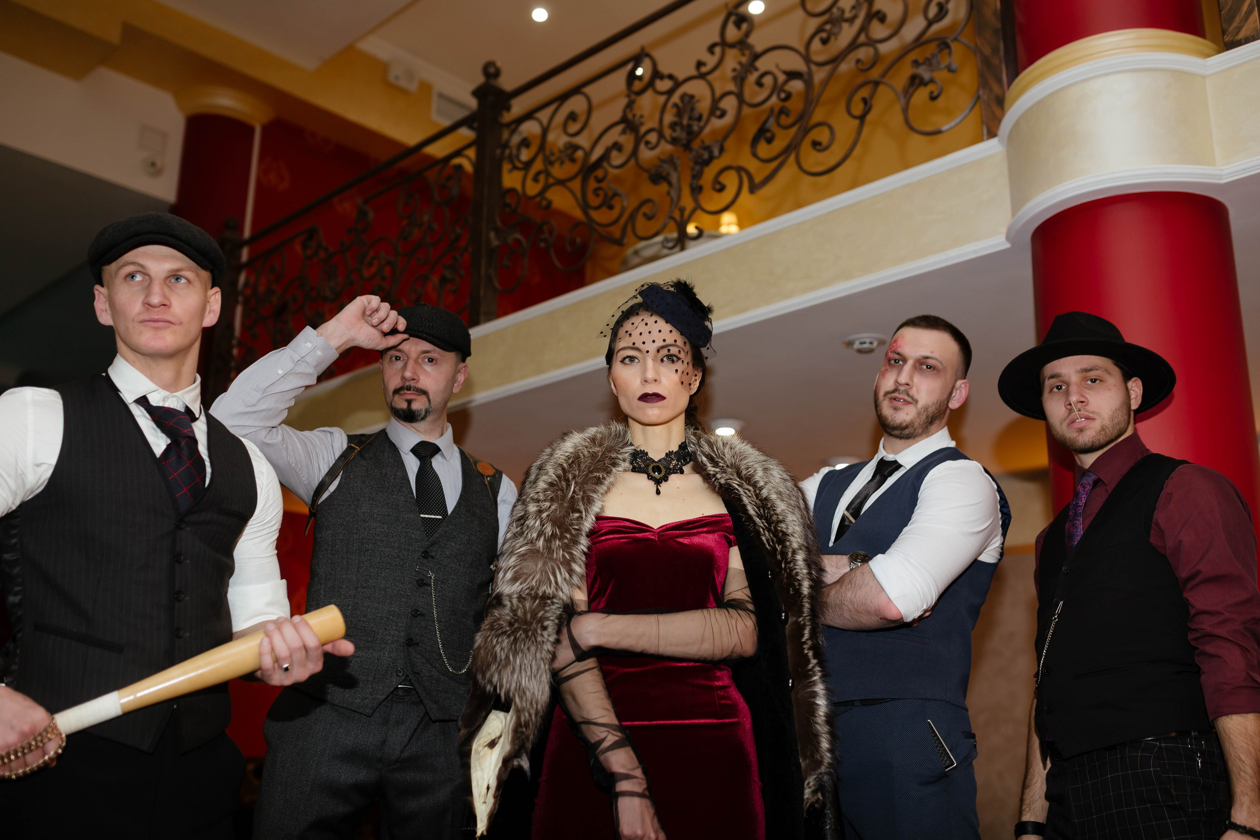 Сходка по Острым козырькам. Портретный фотограф в Симферополе Екатерина Аляпина