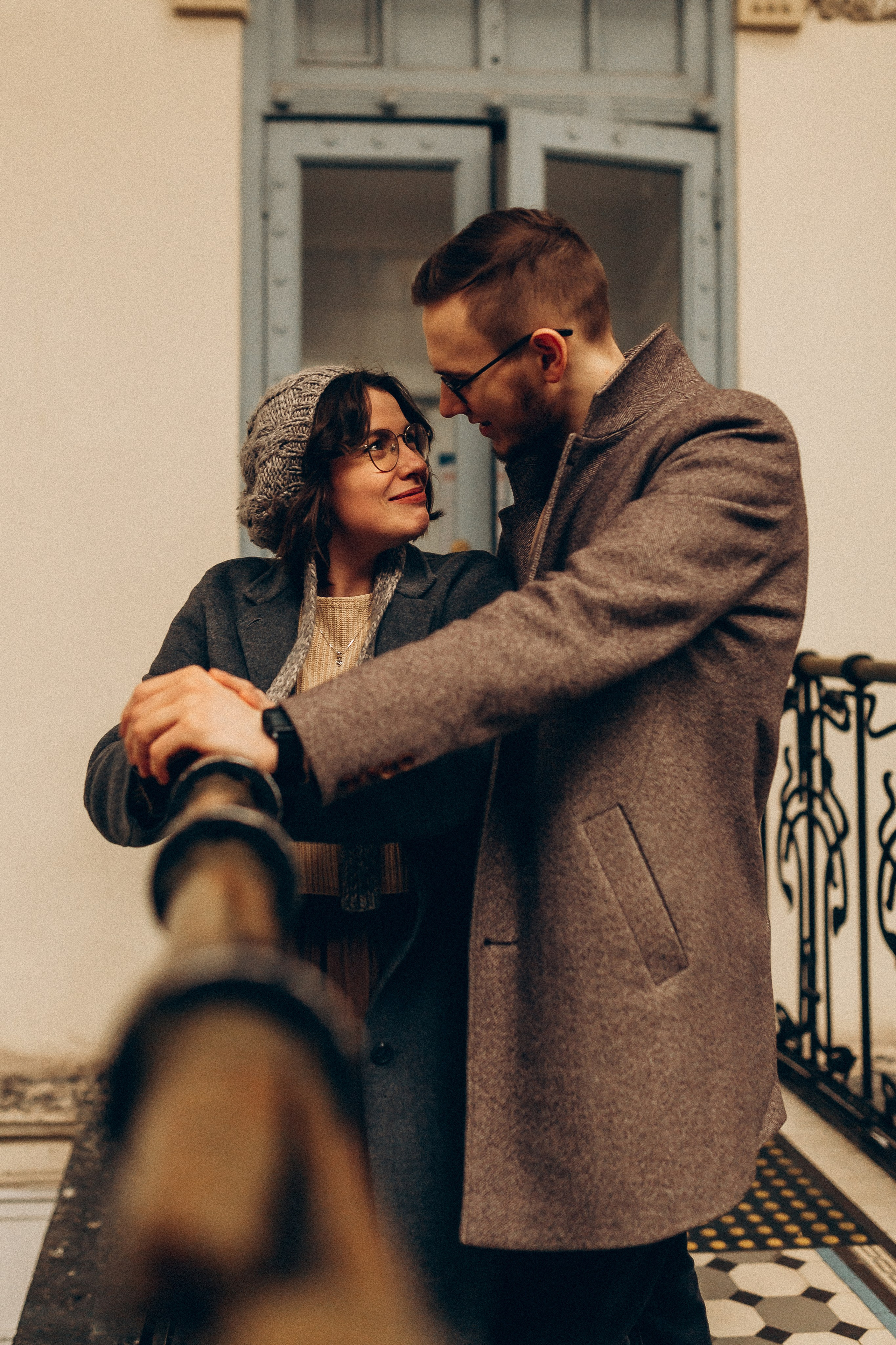 Никита и Юля: съёмка на Витебском вокзале. Фотограф Санкт-Петербург Князева Елизавета