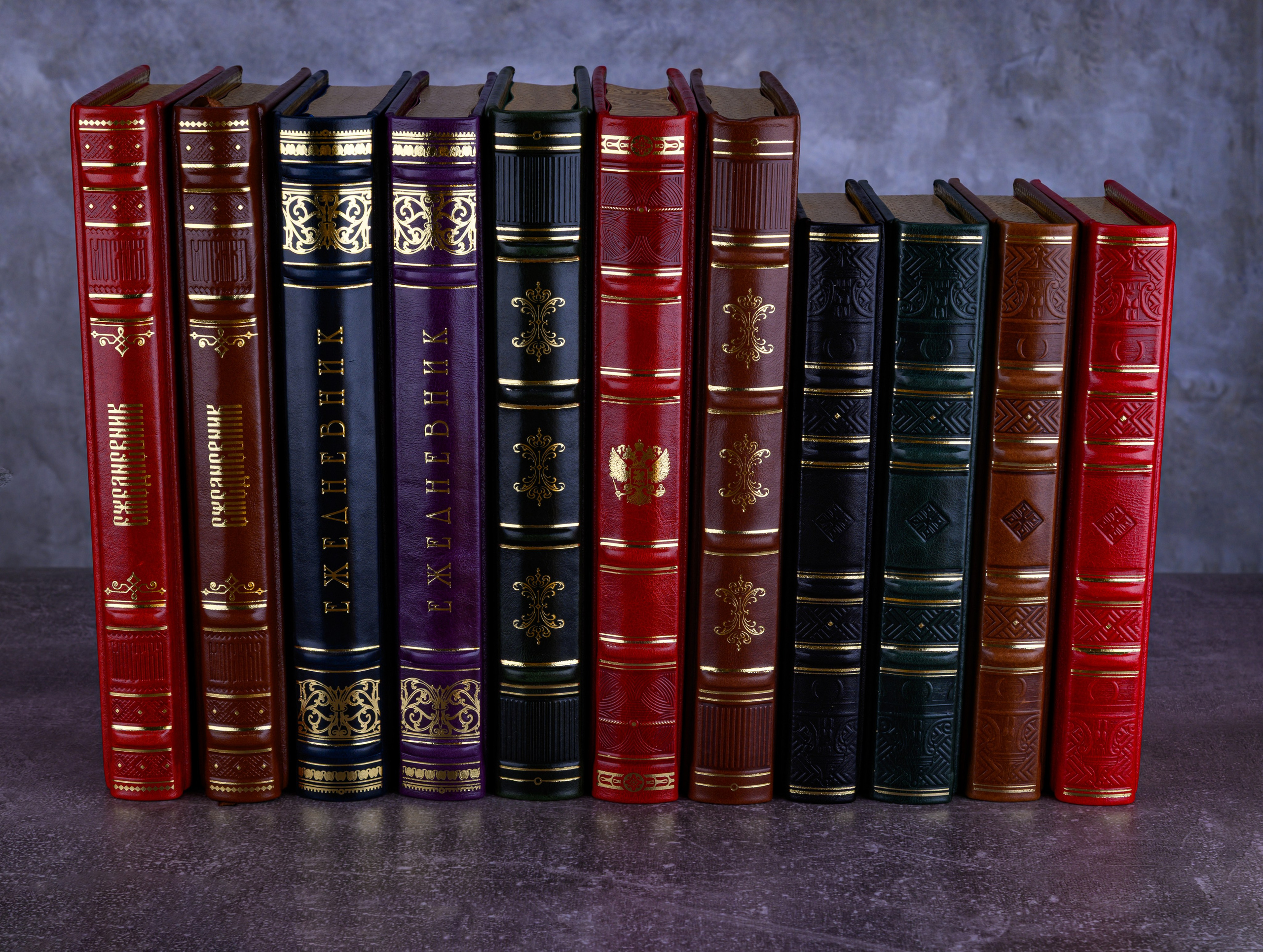 Предметная, рекламная фотосъёмка книг, ежедневников. Студия Елены Богдан