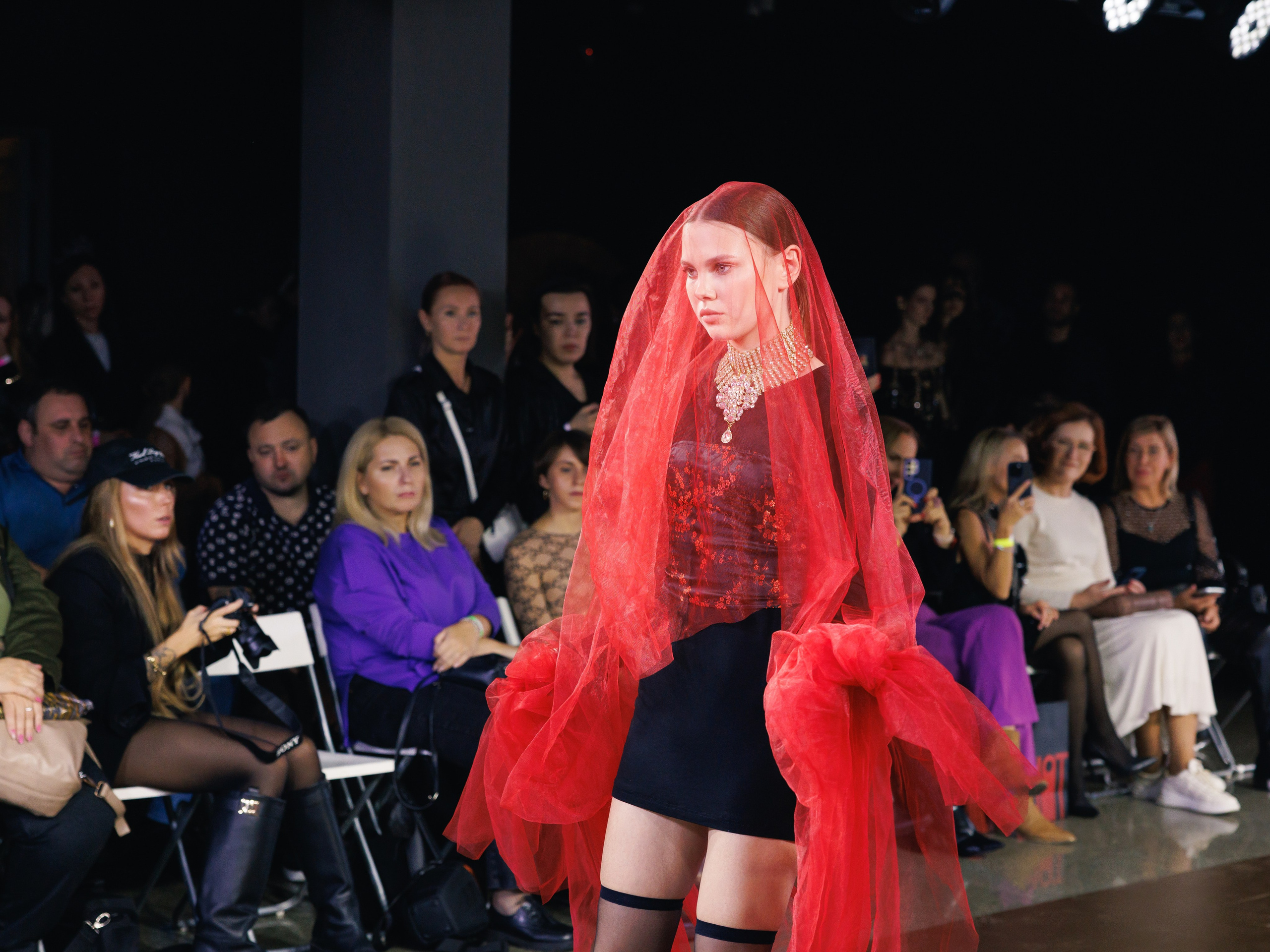 Volga Fashion Week. Профессиональный фотограф в Москве Захар Ишутин