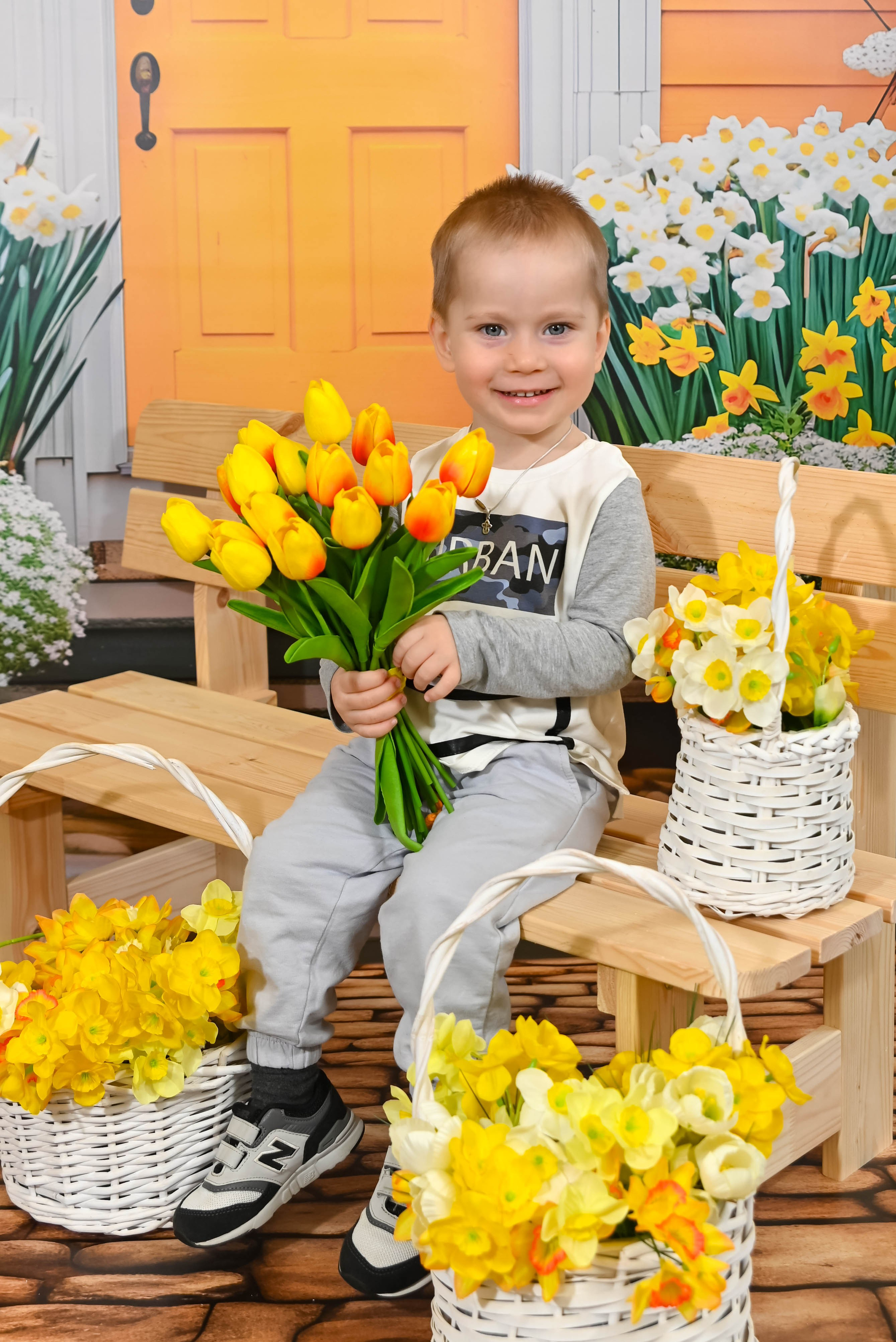 Весеннее настроение. Выпускные альбомы для детских садов Санкт-Петербург