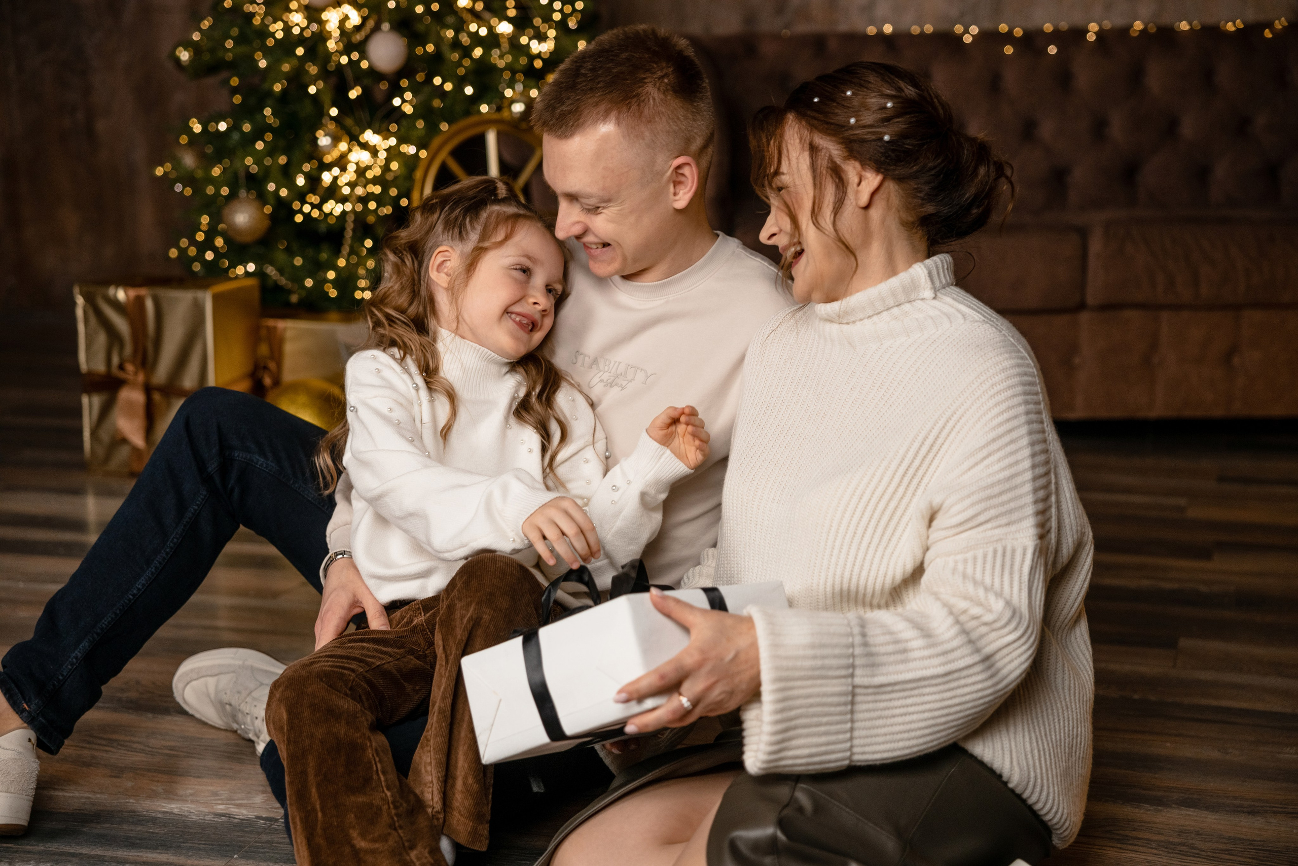 Алла с семьёй, новогодняя съёмка. Татьяна Мирзоян