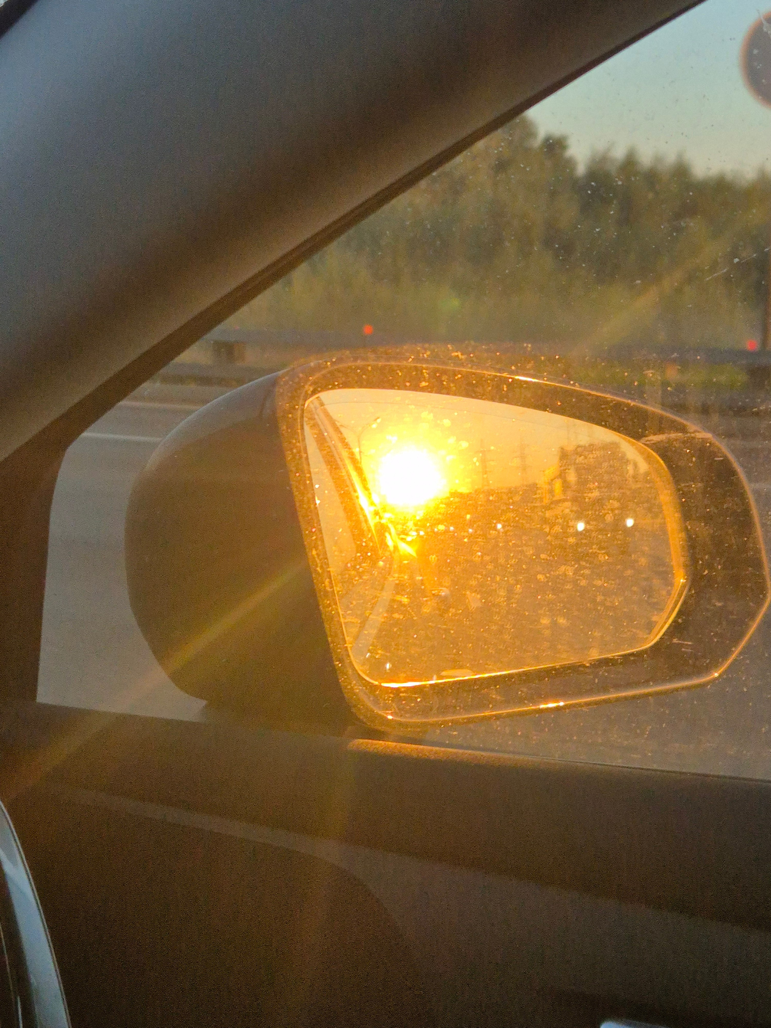 Солнышко встает рано