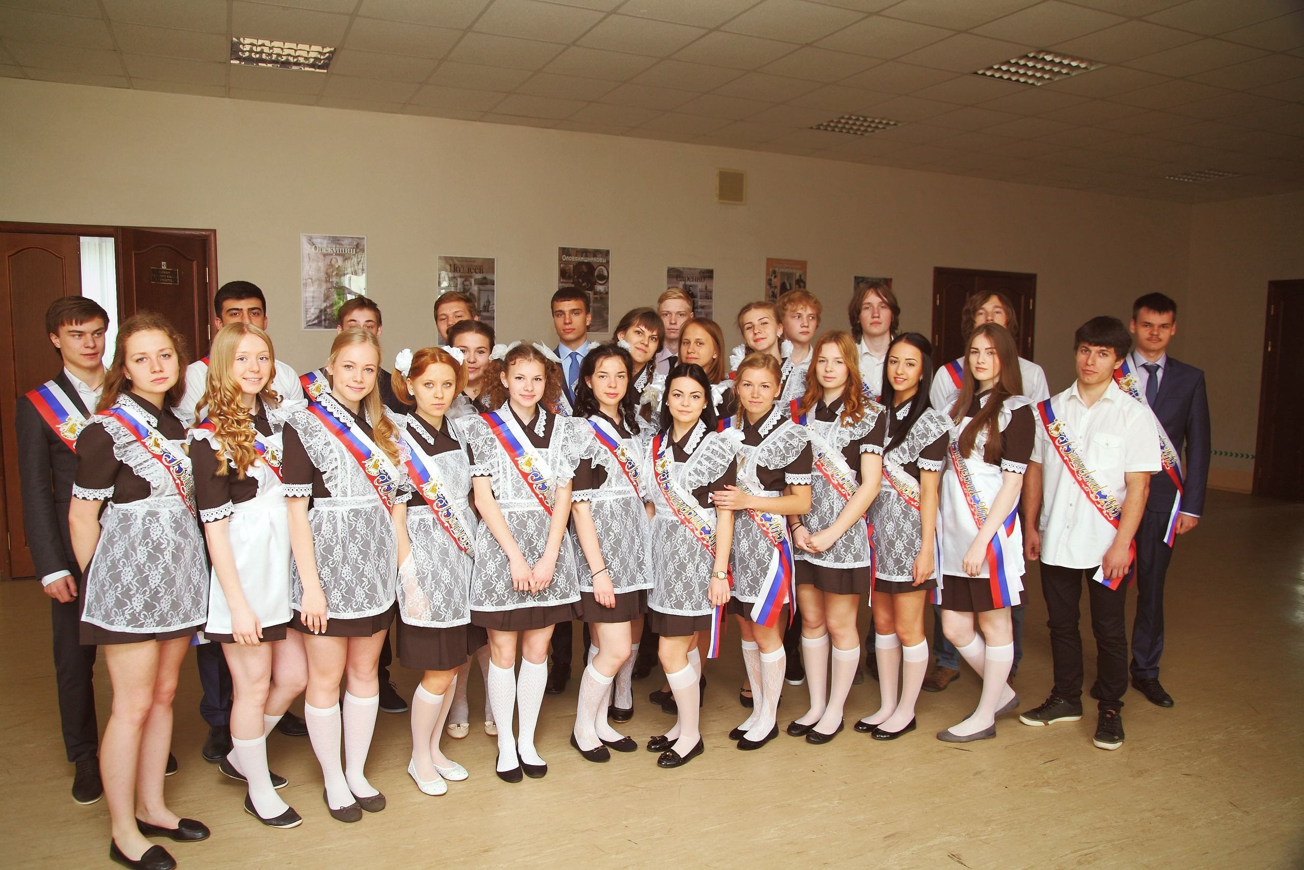 Портфолио фотографа на последний звонок. Свадебный и репортажный фотограф в Ярославле и Санкт-Петербурге Роман Микрюков