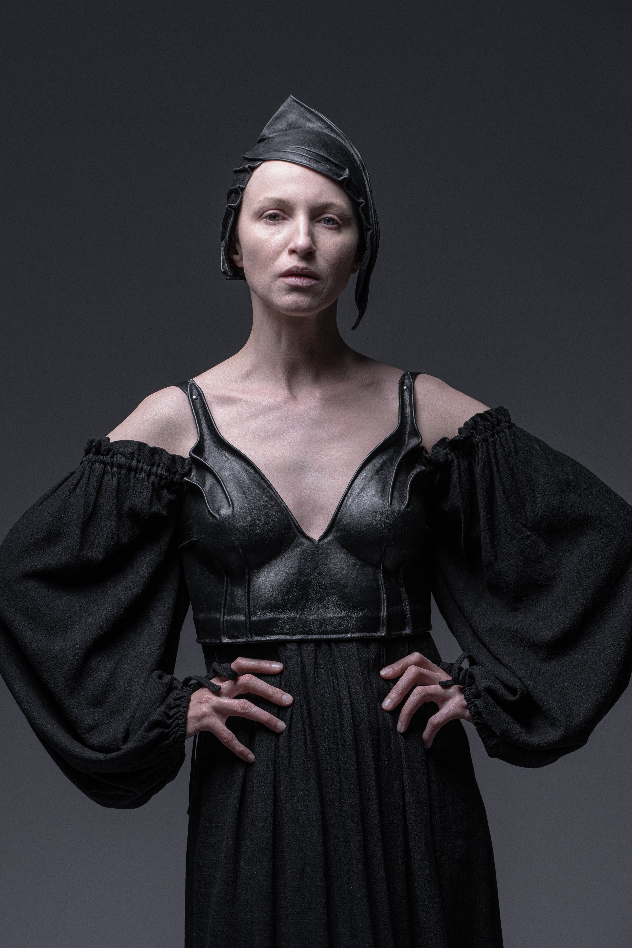 Black leather. Portrait photographer in Minsk Slava Potalakh