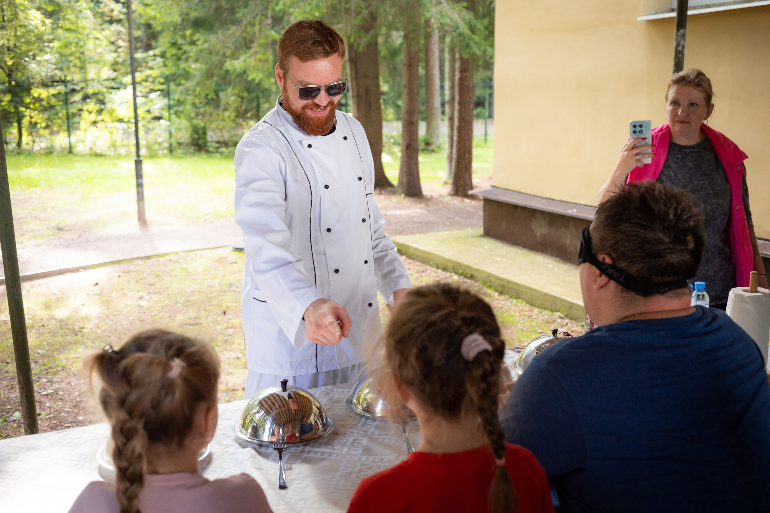 Фотосъемка Форт Боярд в СПБ, репортаж про корпоратив в стиле игры. Портретные фотосессии, контент-съемки, репортаж