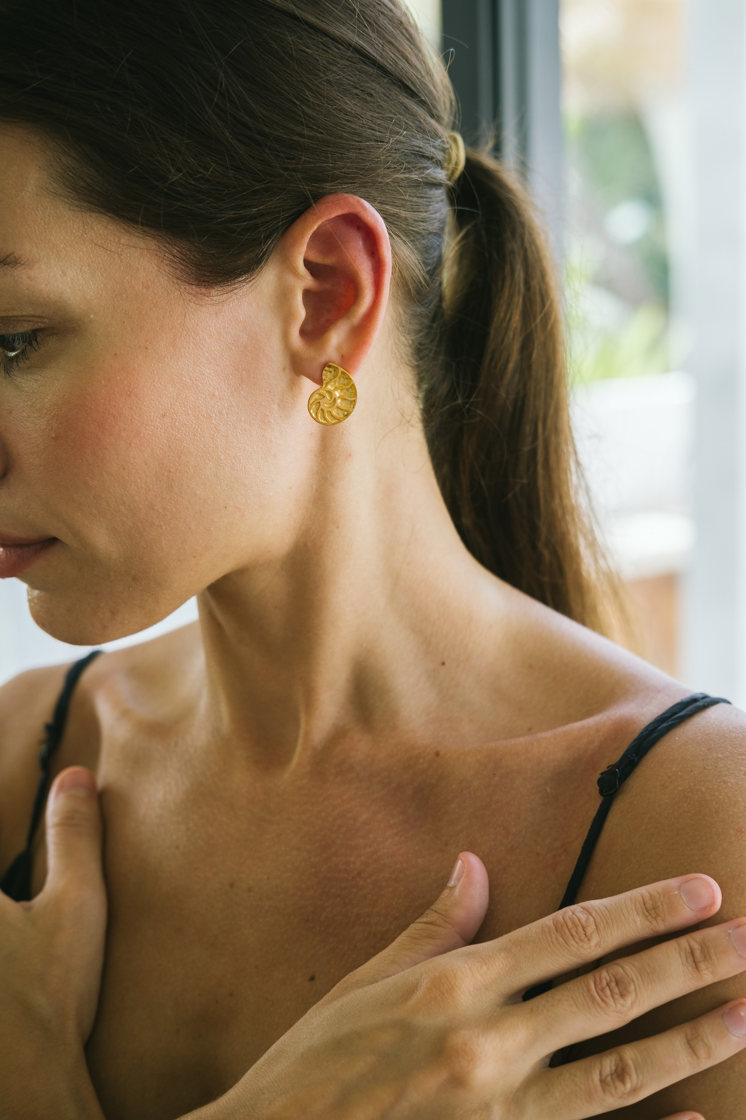 Украшение на модели. Фотограф на Бали|Свадьба на Бали