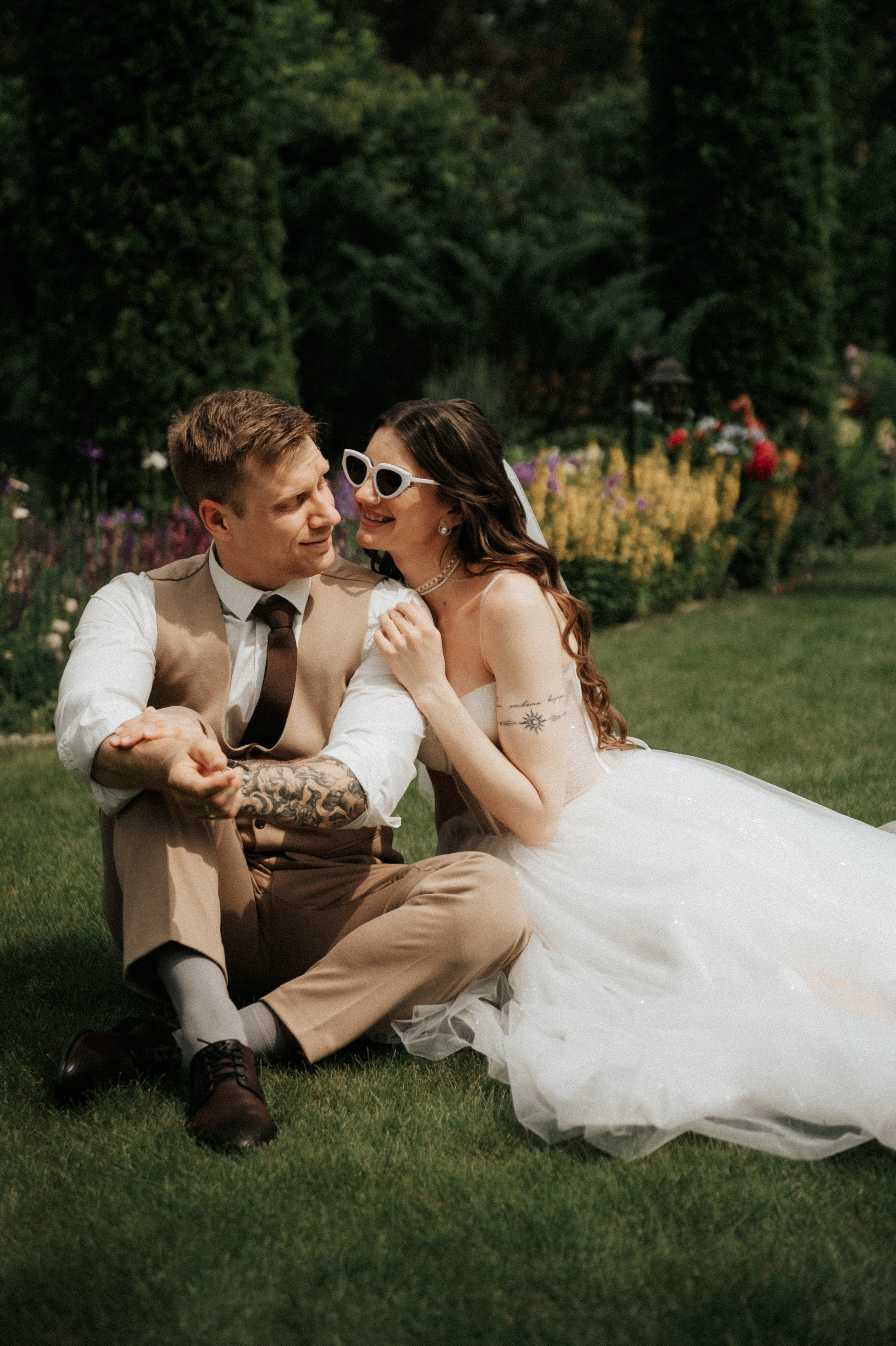 Свадебные фотографии. Фотограф в Барнауле Дарья Бутурлакина. Люби.Цени.Касайся