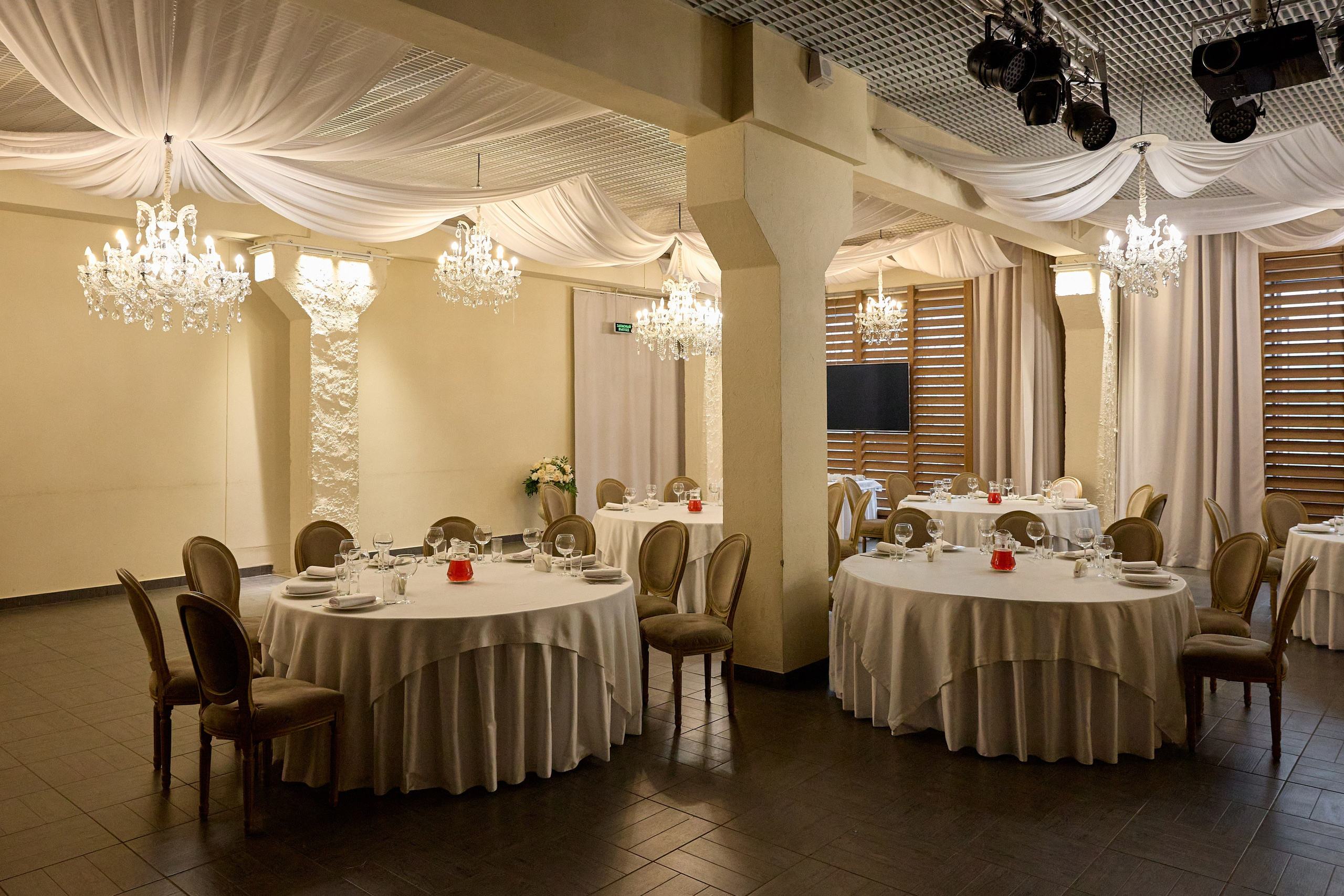 Кафе «Кин-Дза-Дза». Предметный и репортажный фотограф Алексей Кротов