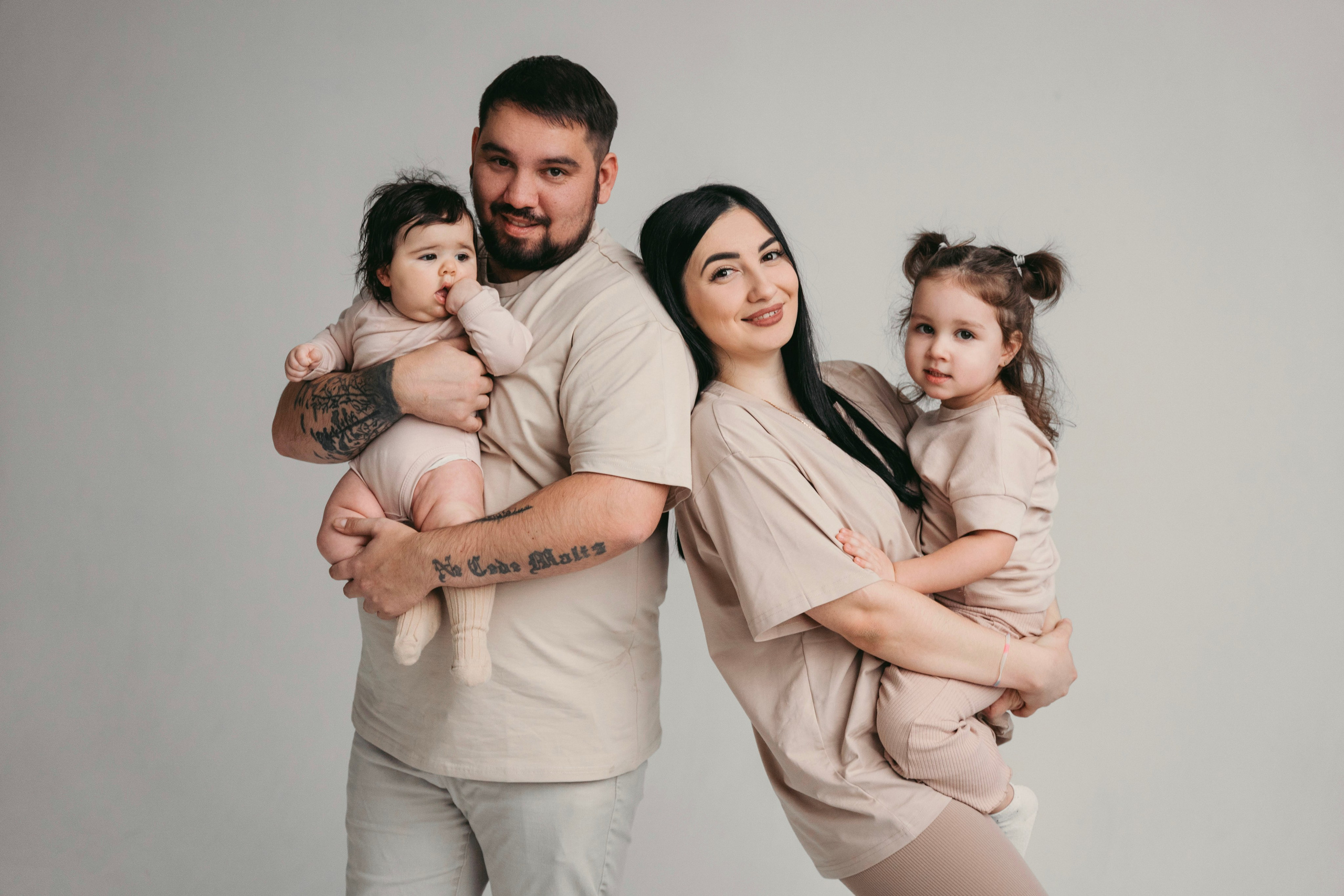 В студии. Фотограф Волгоград Ксения Устинова