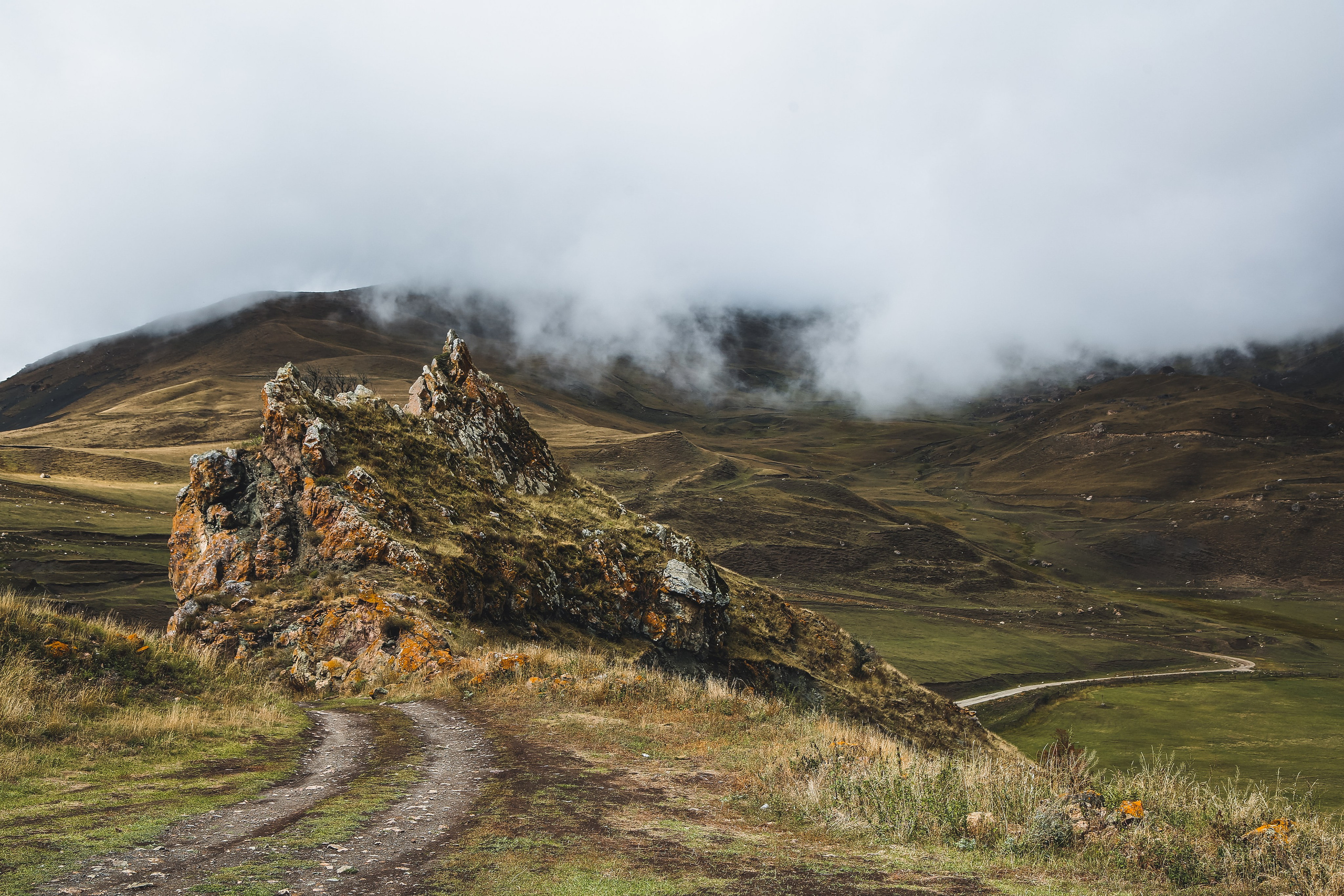 Кавказ: Безенги в Кабардино-Балкарии. Дарья Письменюк / Darya Leitstern — фотограф, музыкант, журналист, путешественник