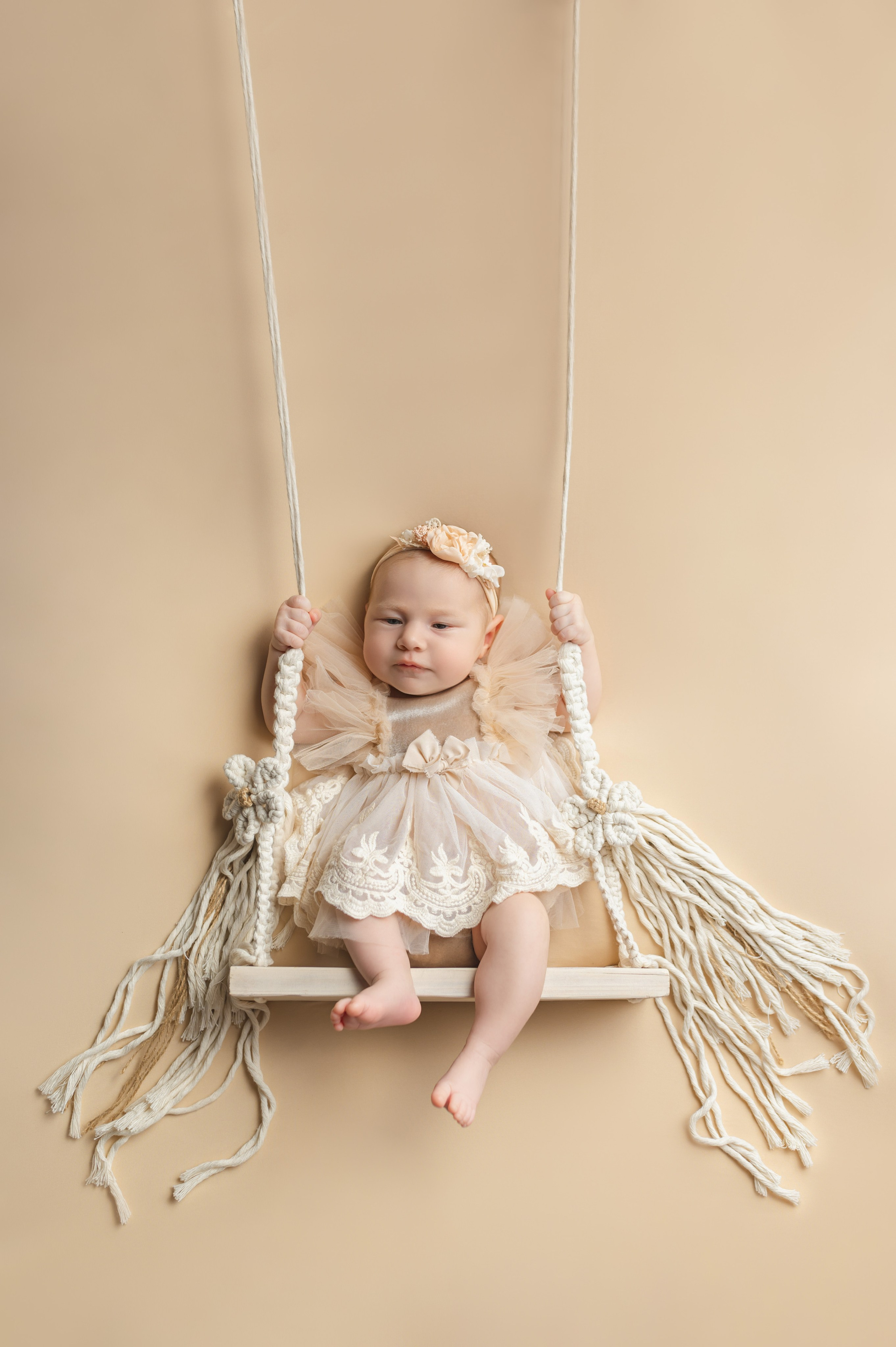 Новорожденные девочки. Детский фотограф в городе Жуковский Алиса Коробанова