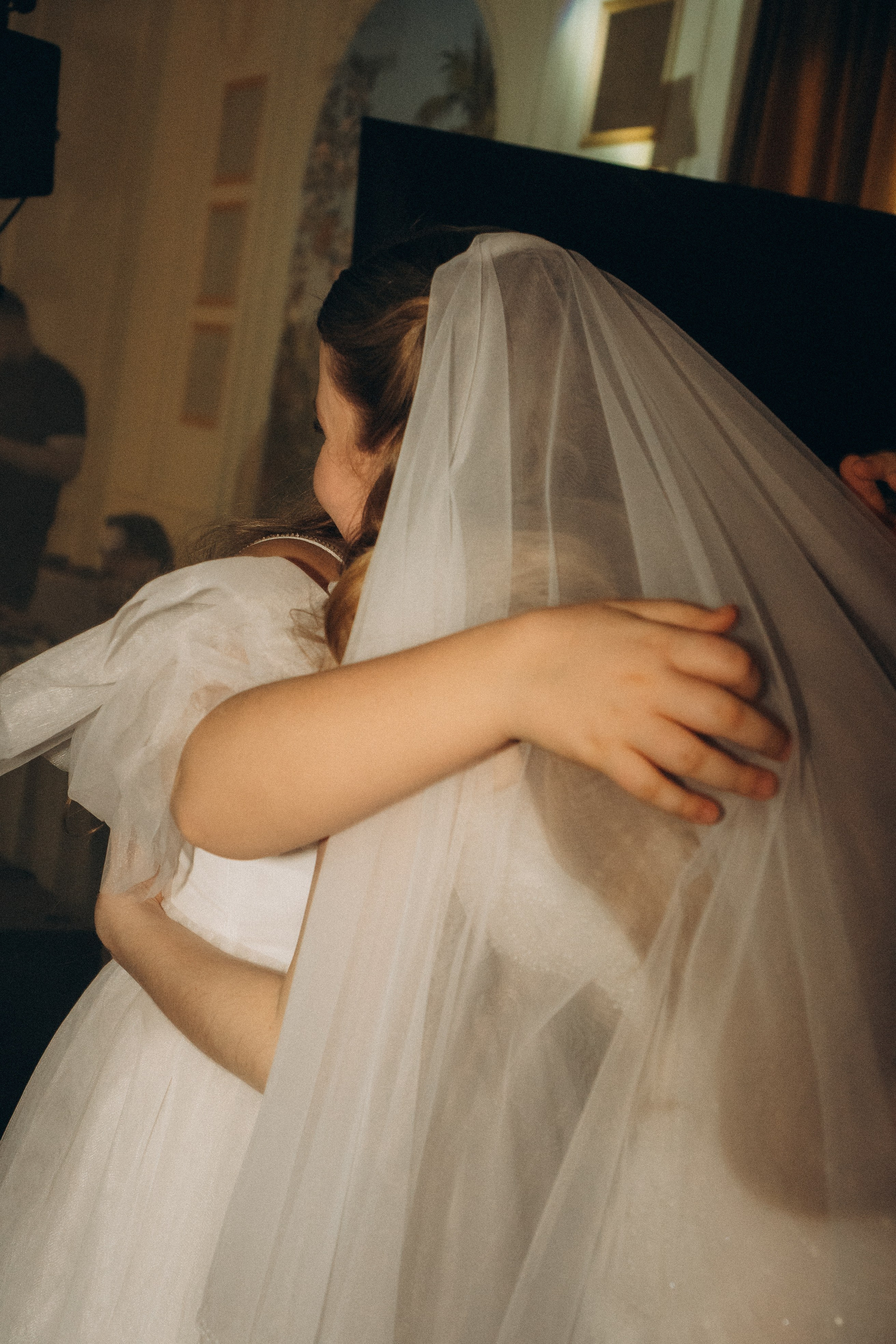 СВАДЕБНАЯ СЬЕМКА СБОРОВ В ОТЕЛЕ И ВЫЕЗД НА ЦЕРЕМОНИЮ (СНЯТО В СИБИРЕ В НИЖНЕВАРТОВСКЕ). Профессиональный фотограф, Санкт-Петербург — Виктория Богомолова