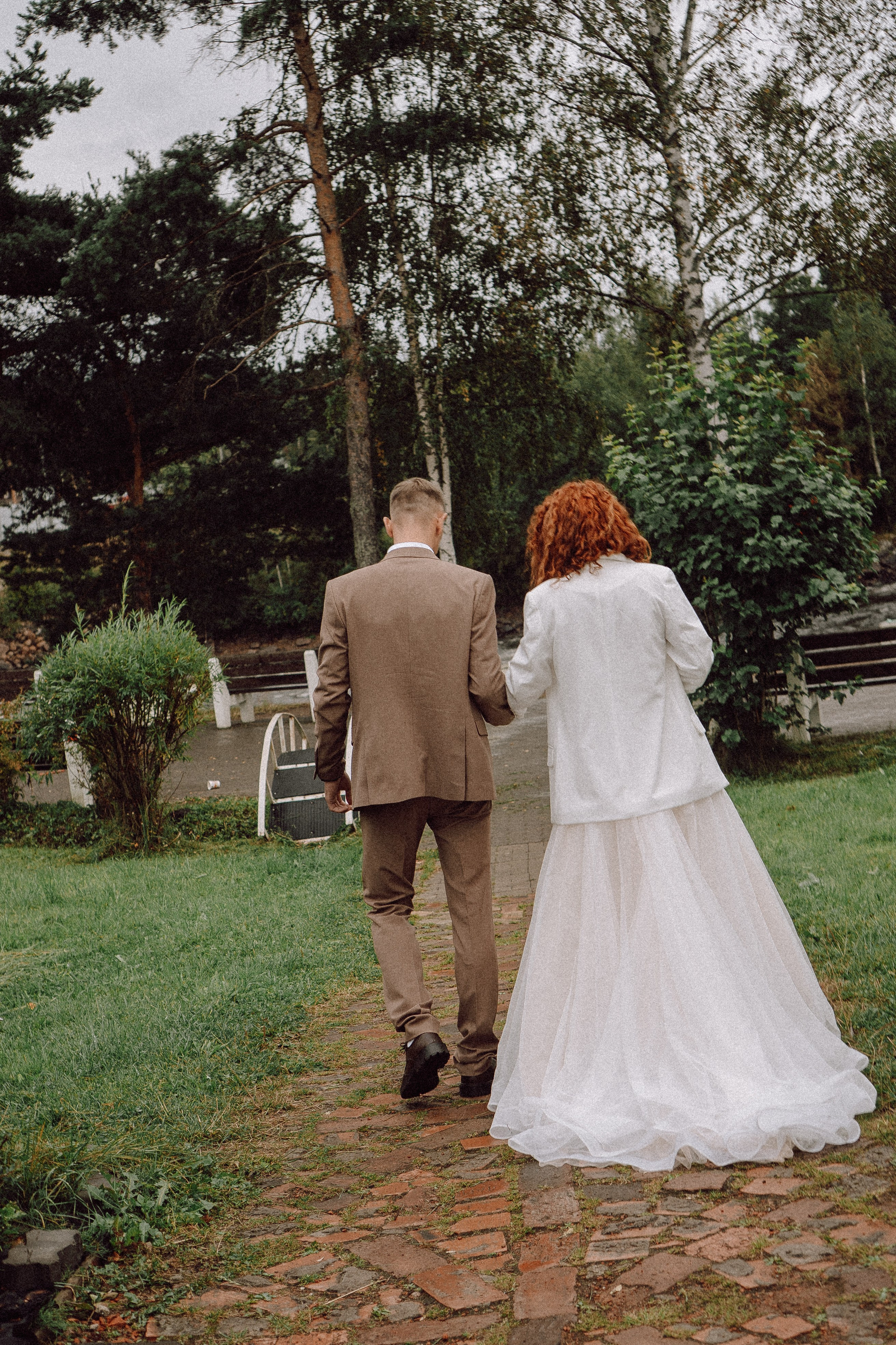 СВАДЕБНАЯ ФОТОСЕССИИЯ ПАРЫ В ГОРОДЕ ПРИОЗЕРСК В СОСНОВОМ ЛЕСУ И С ПИКАПОМ. Профессиональный фотограф, Санкт-Петербург — Виктория Богомолова