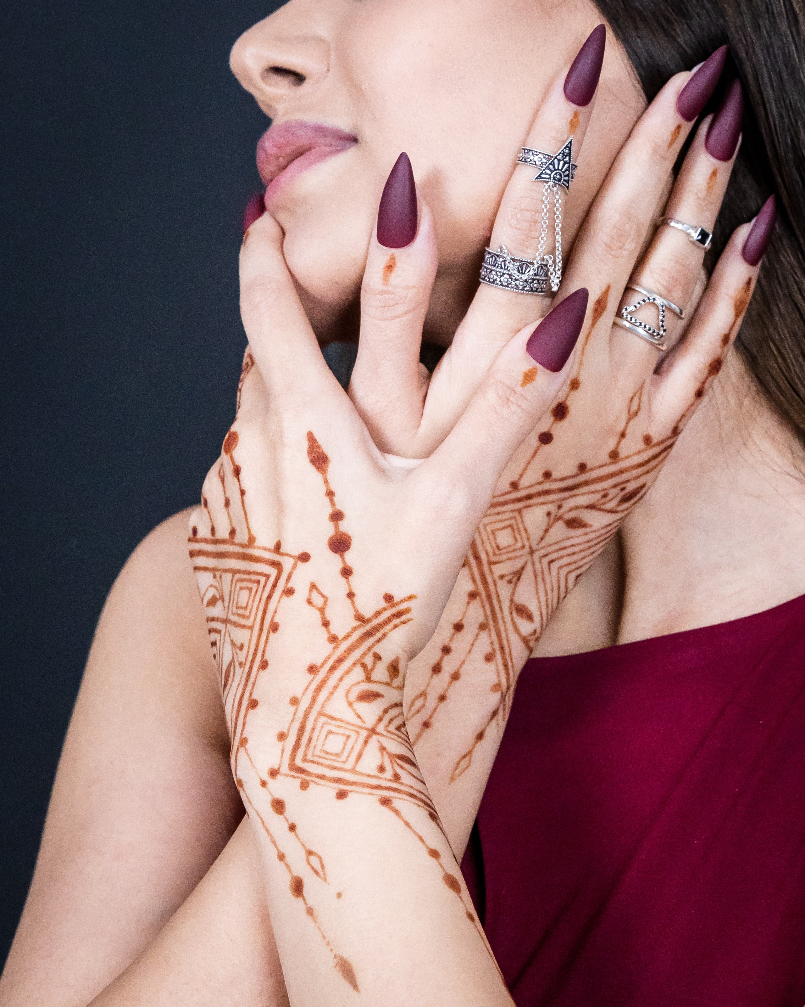 Мехенди — древнее искусство украшения тела в традициях Южной Азии и Ближнего Востока. Фотограф Владимир Охрименко