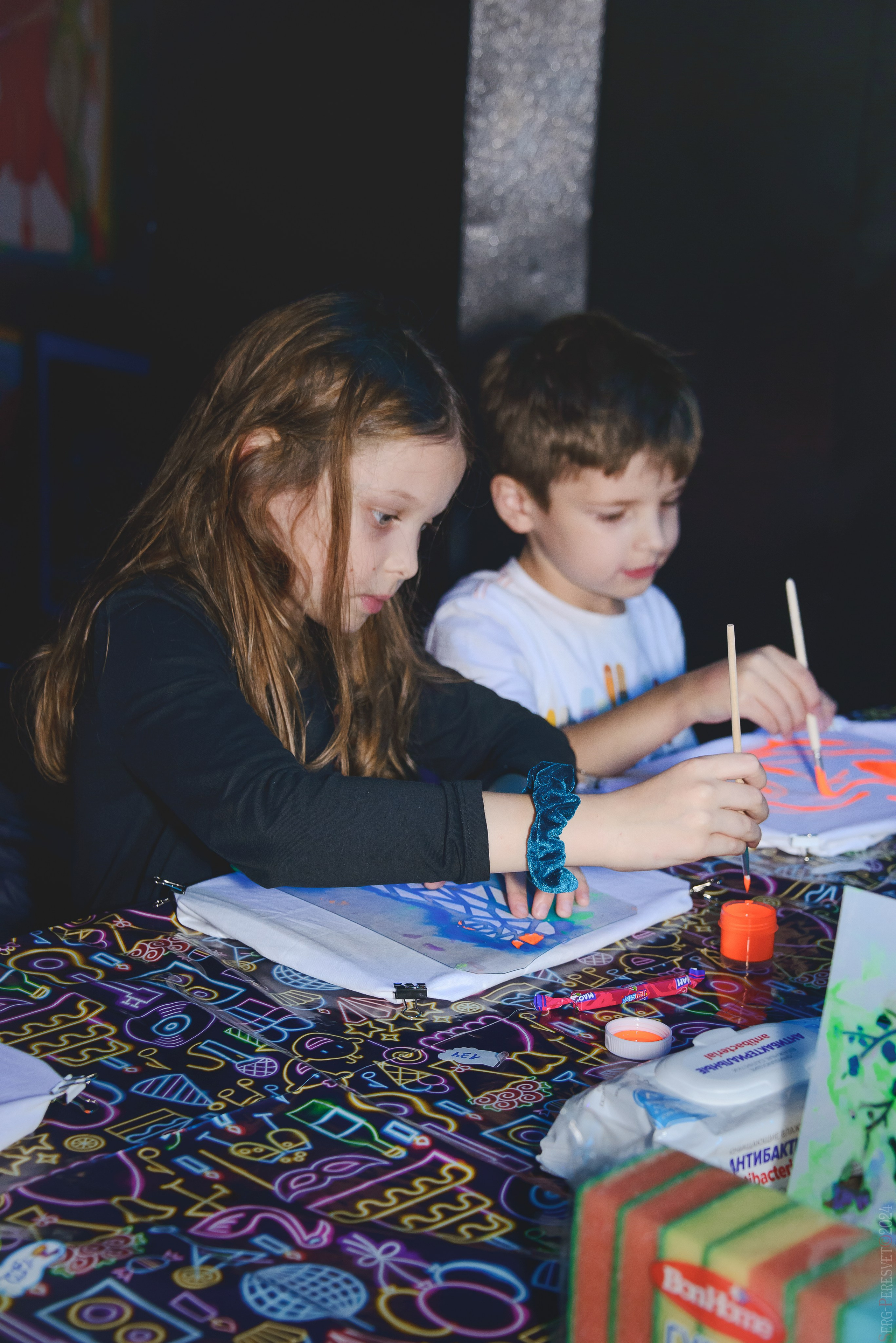 Роспись футболок мастер-класс, Детский день рождения, Лазертаг-клуб «Sтанция 2025». Ваш фотограф на праздник в Москве, Раменском, Жуковском, Люберцах