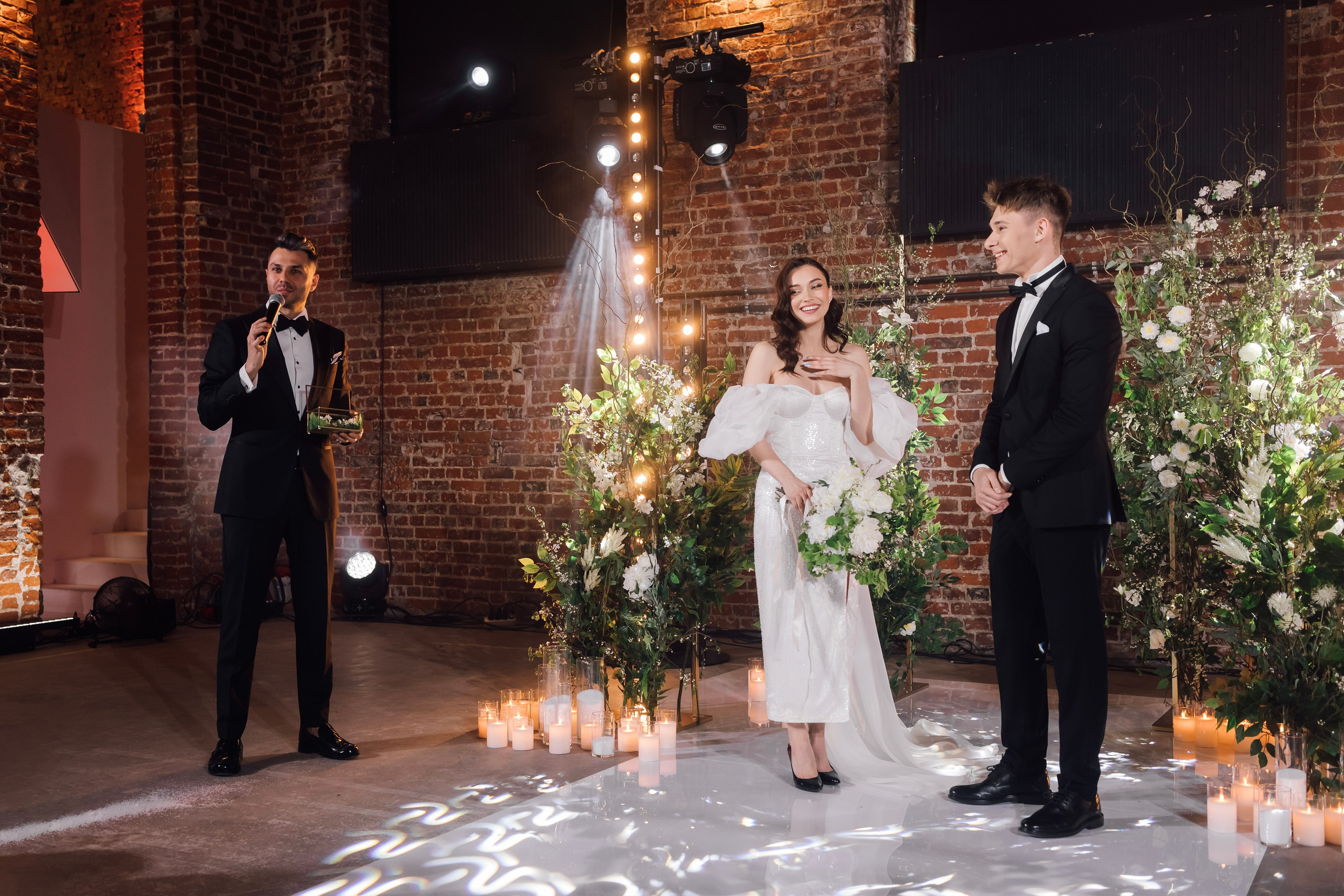 Мария и Алексей. Лофт. Свадебный и семейный фотограф в Москве Евгения Лисина