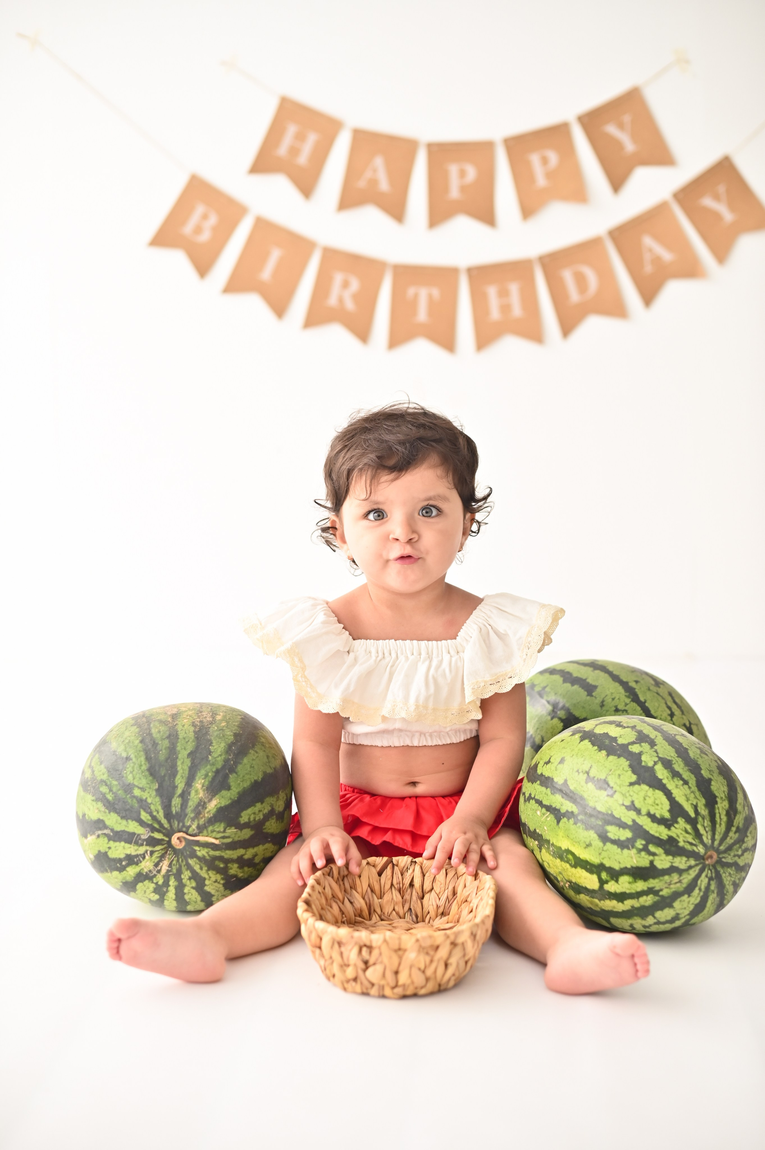 « Годик Девочки ». Фотограф новорожденных во Владивостоке Панова Татьяна